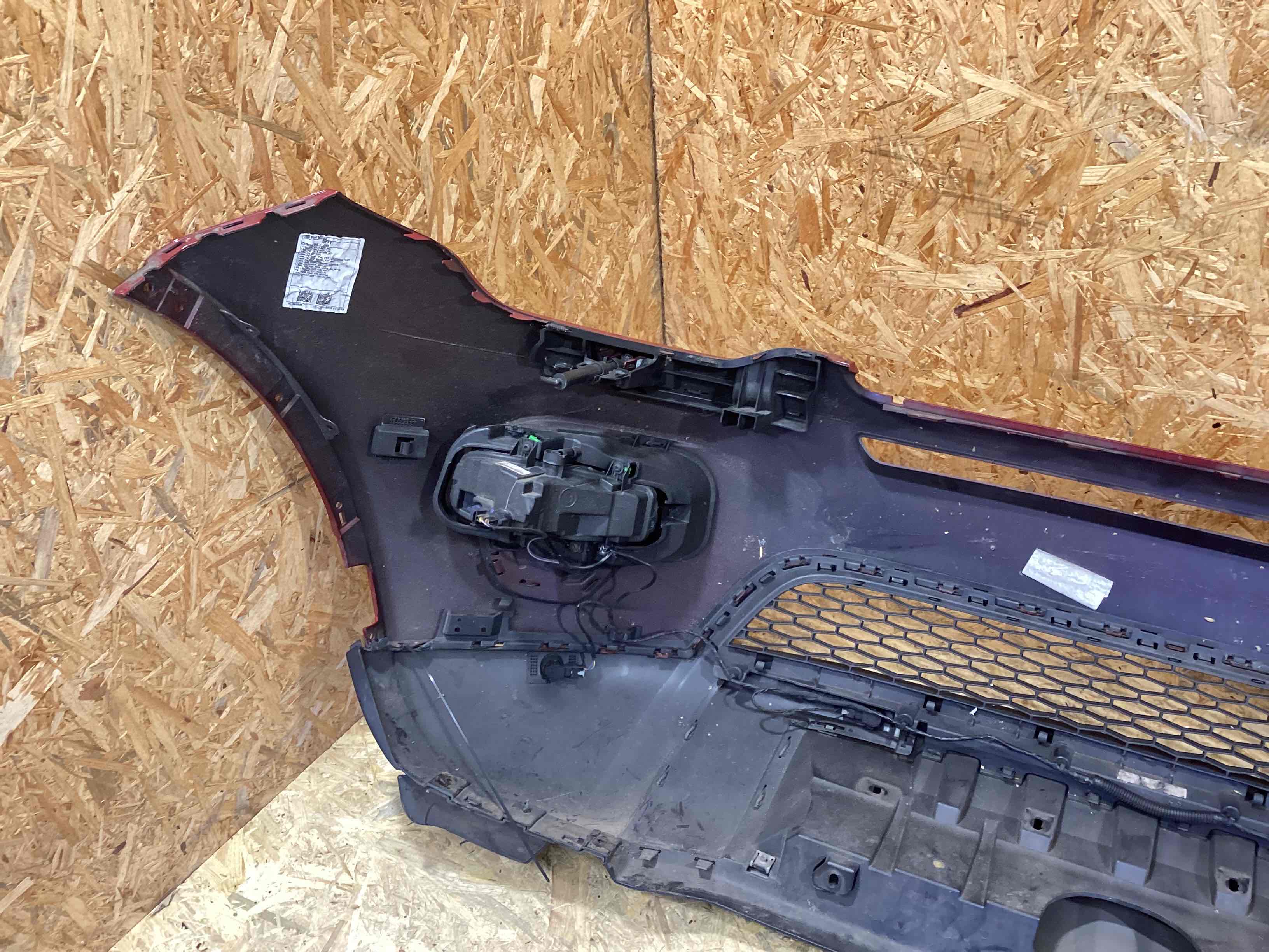 Бампер передний Land Rover Discovery Sport L550 010426-105