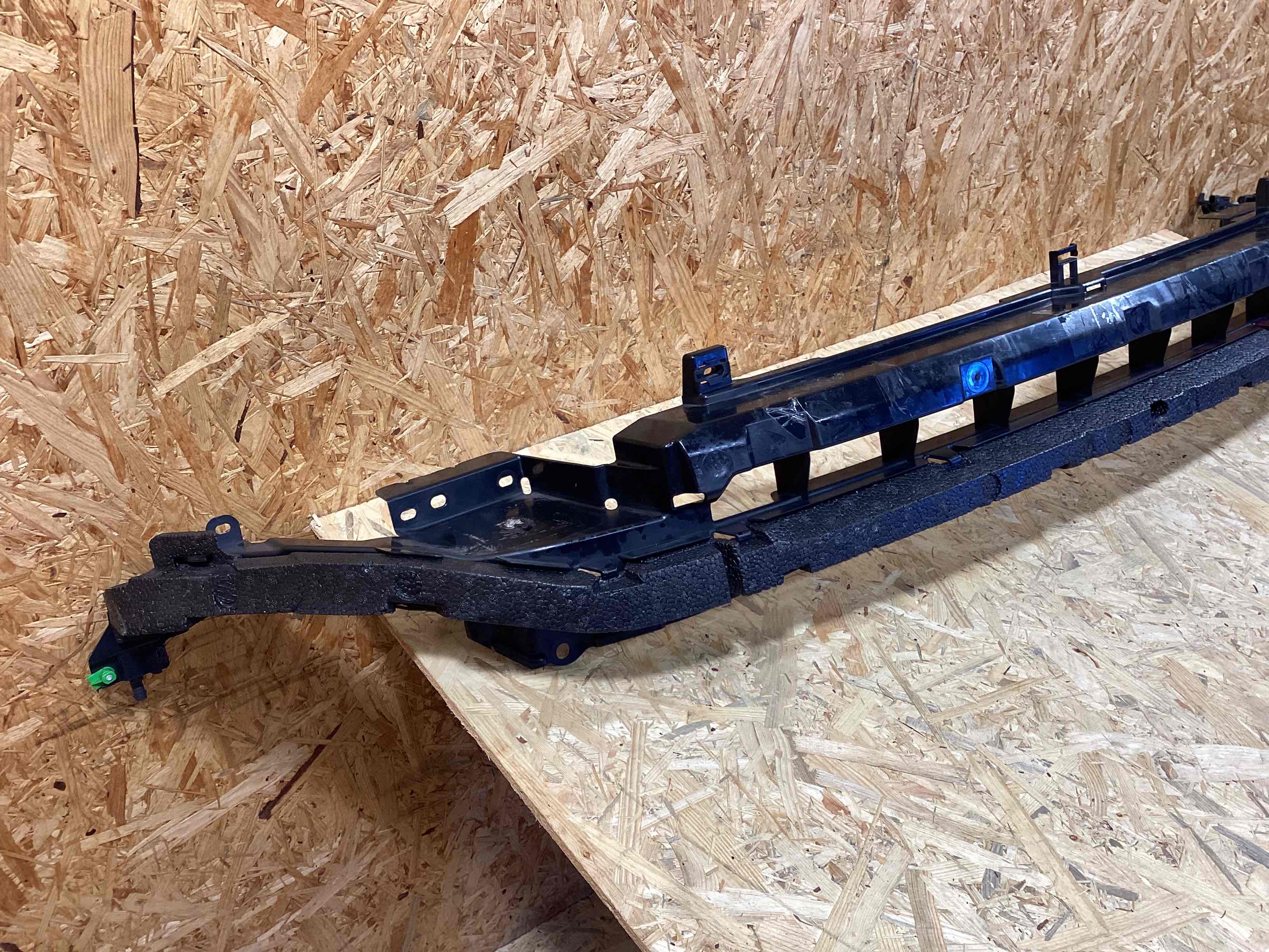 Абсорбер бампера Land Rover Discovery Sport L550 010426-107