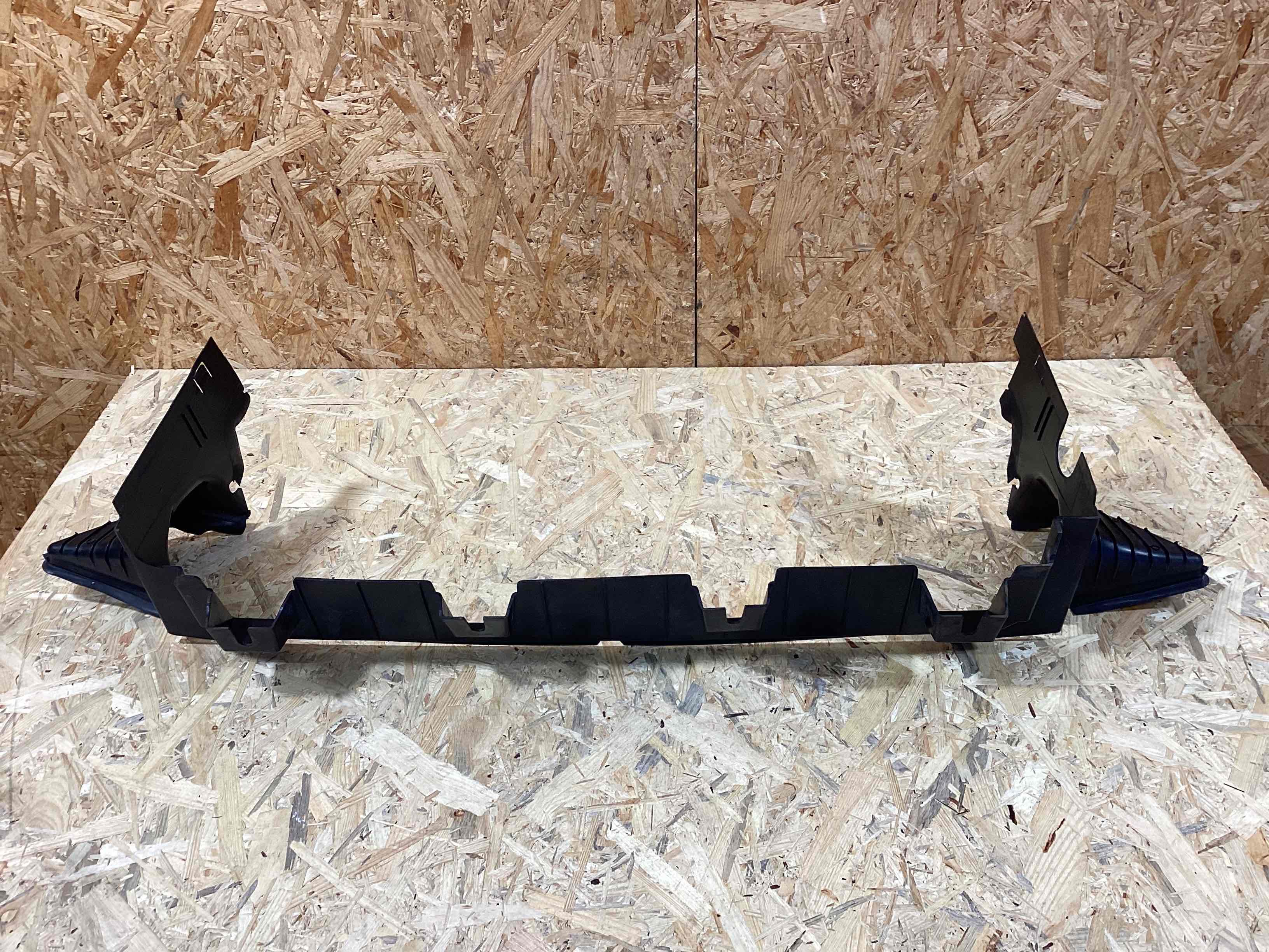 Воздуховод Land Rover Discovery Sport L550 010426-109