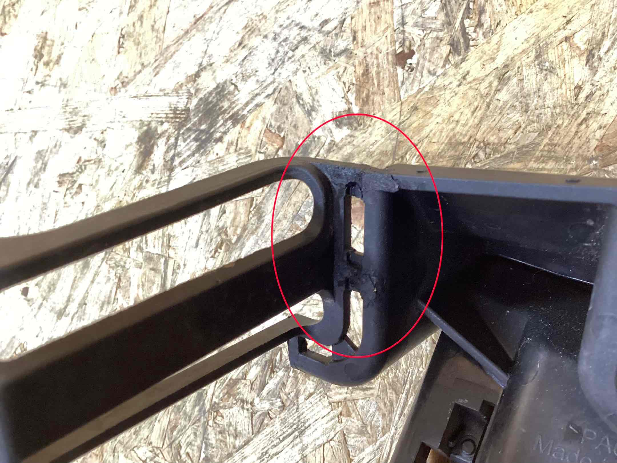 Крепление, кронштейн Porsche Cayenne 010726-127