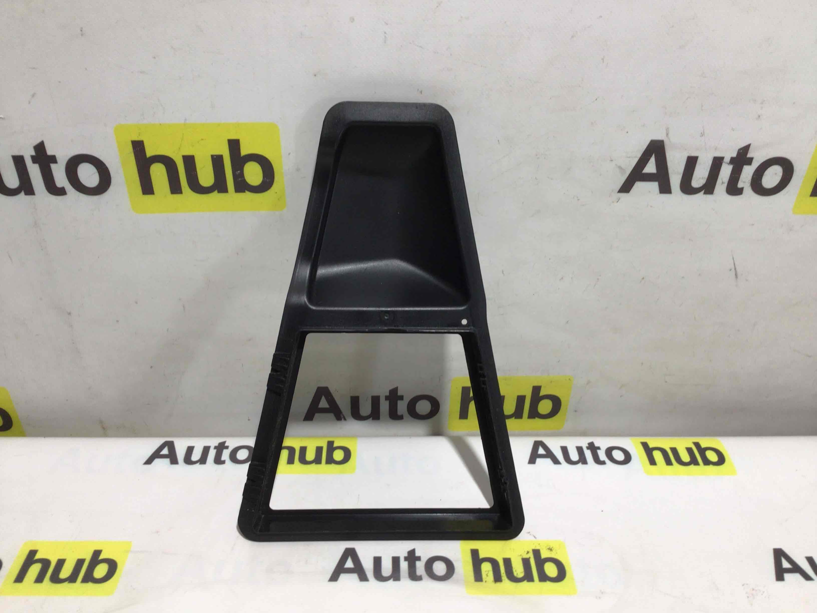 Корпус воздушного фильтра Volkswagen Touareg 010925-005