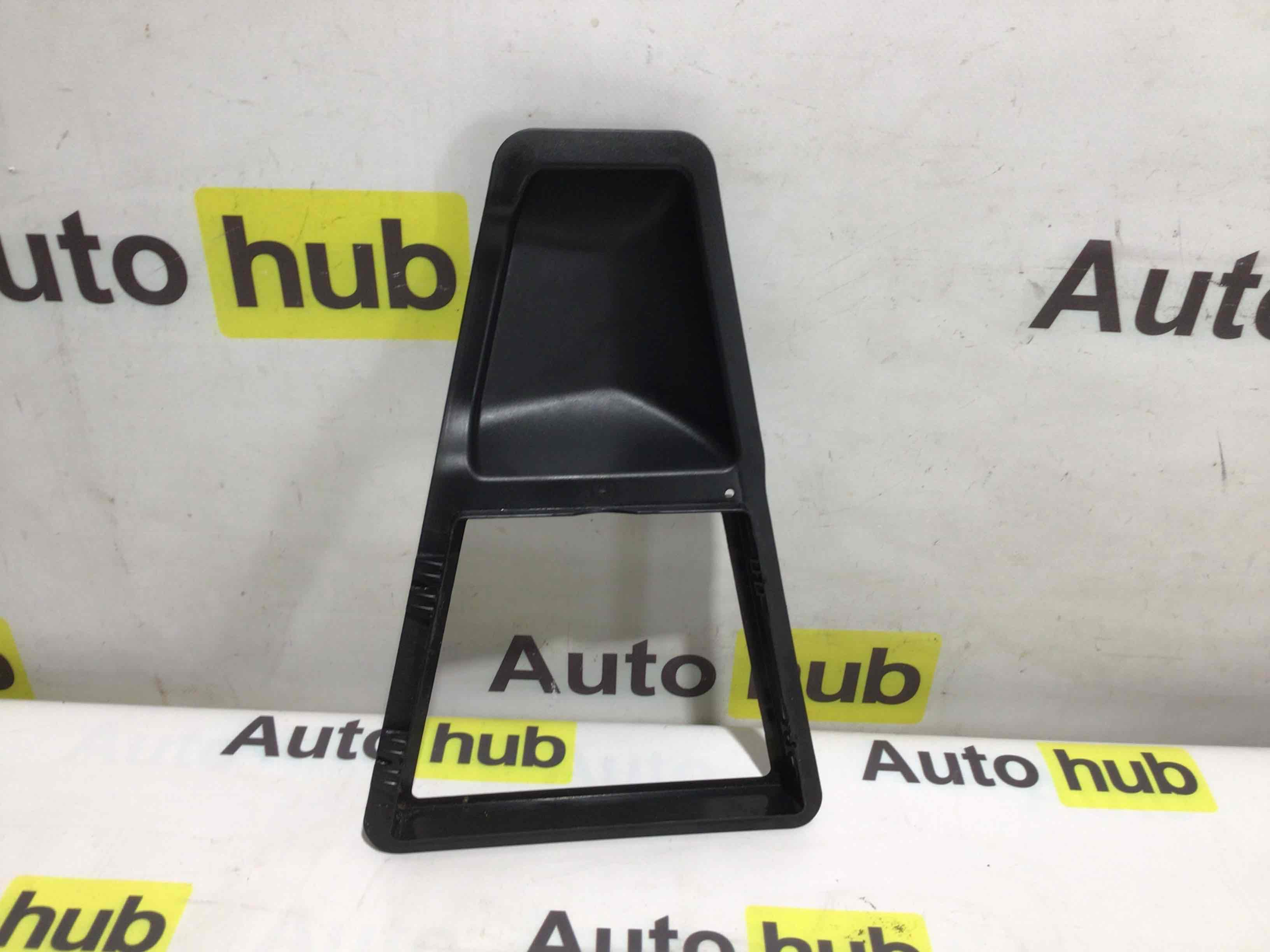 Корпус воздушного фильтра Volkswagen Touareg 010925-006