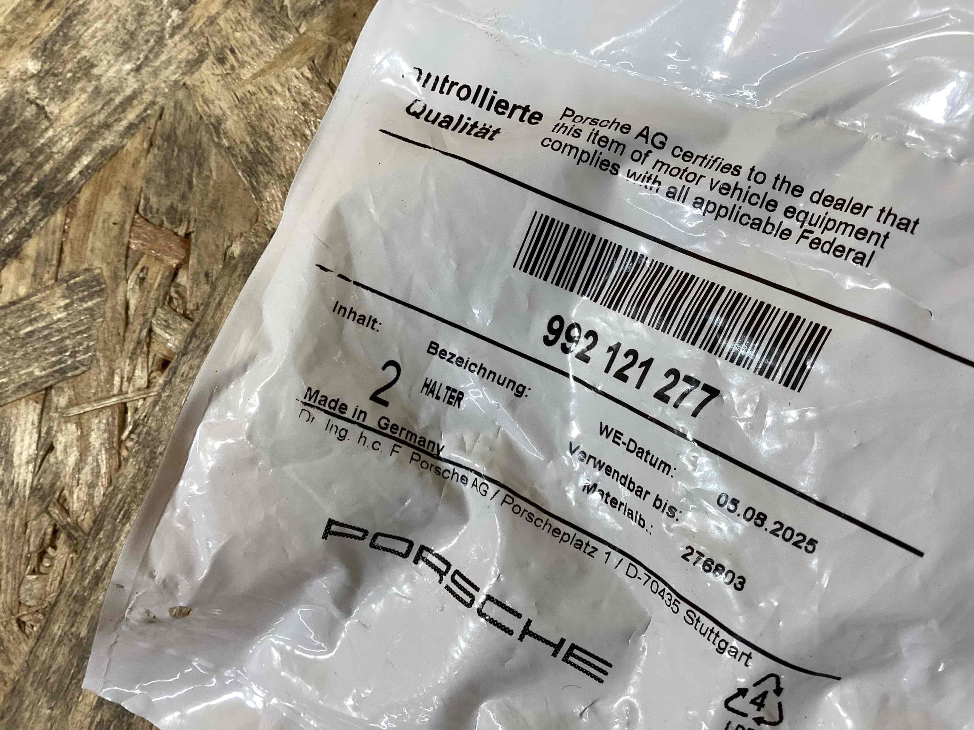 Опора радіатора, кріплення/кронштейн, ущільнювач радіатора Porsche 911 010926-120