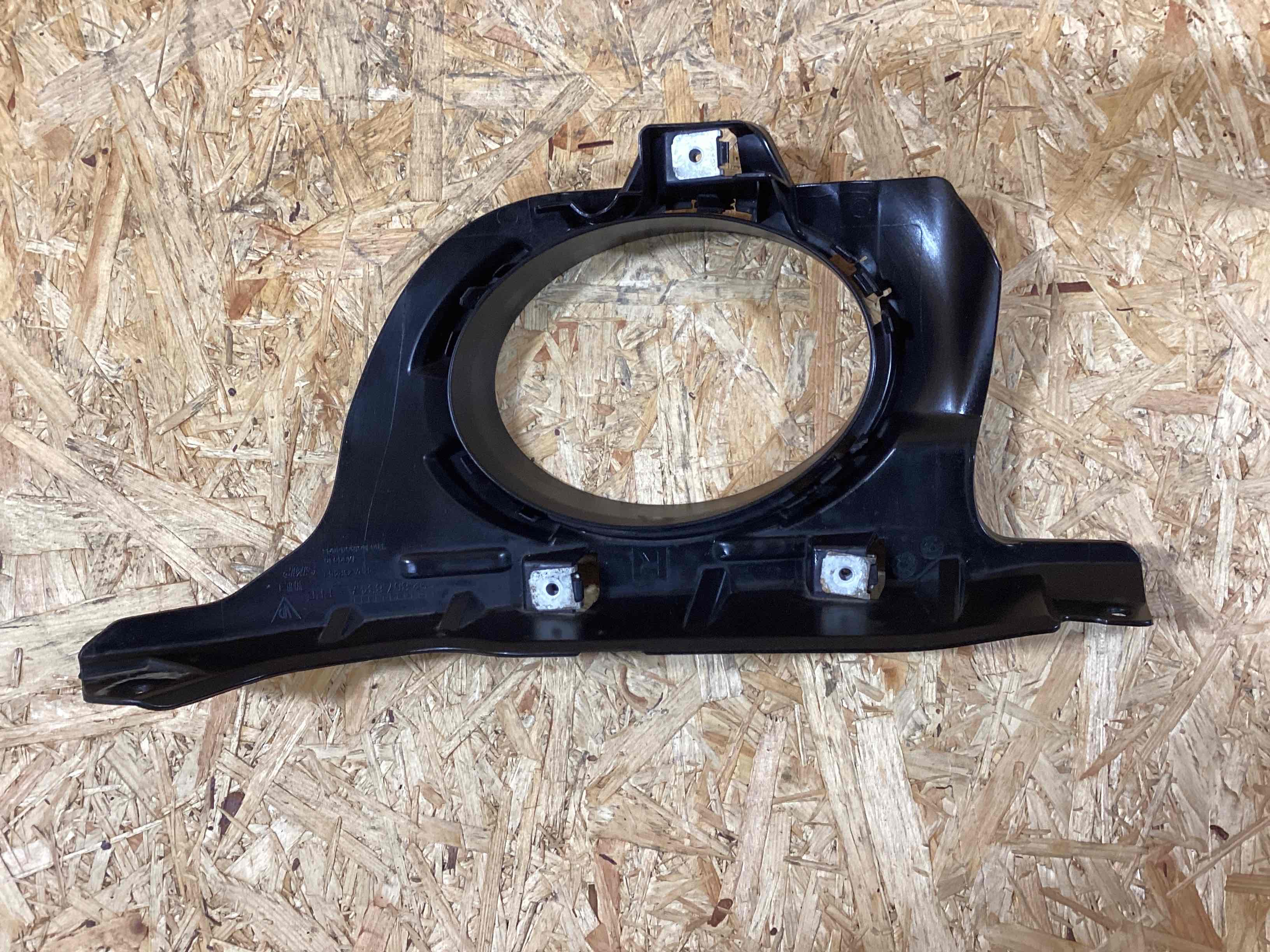 Заглушка, вставка (решетка) в бампер Porsche 911 011025-106