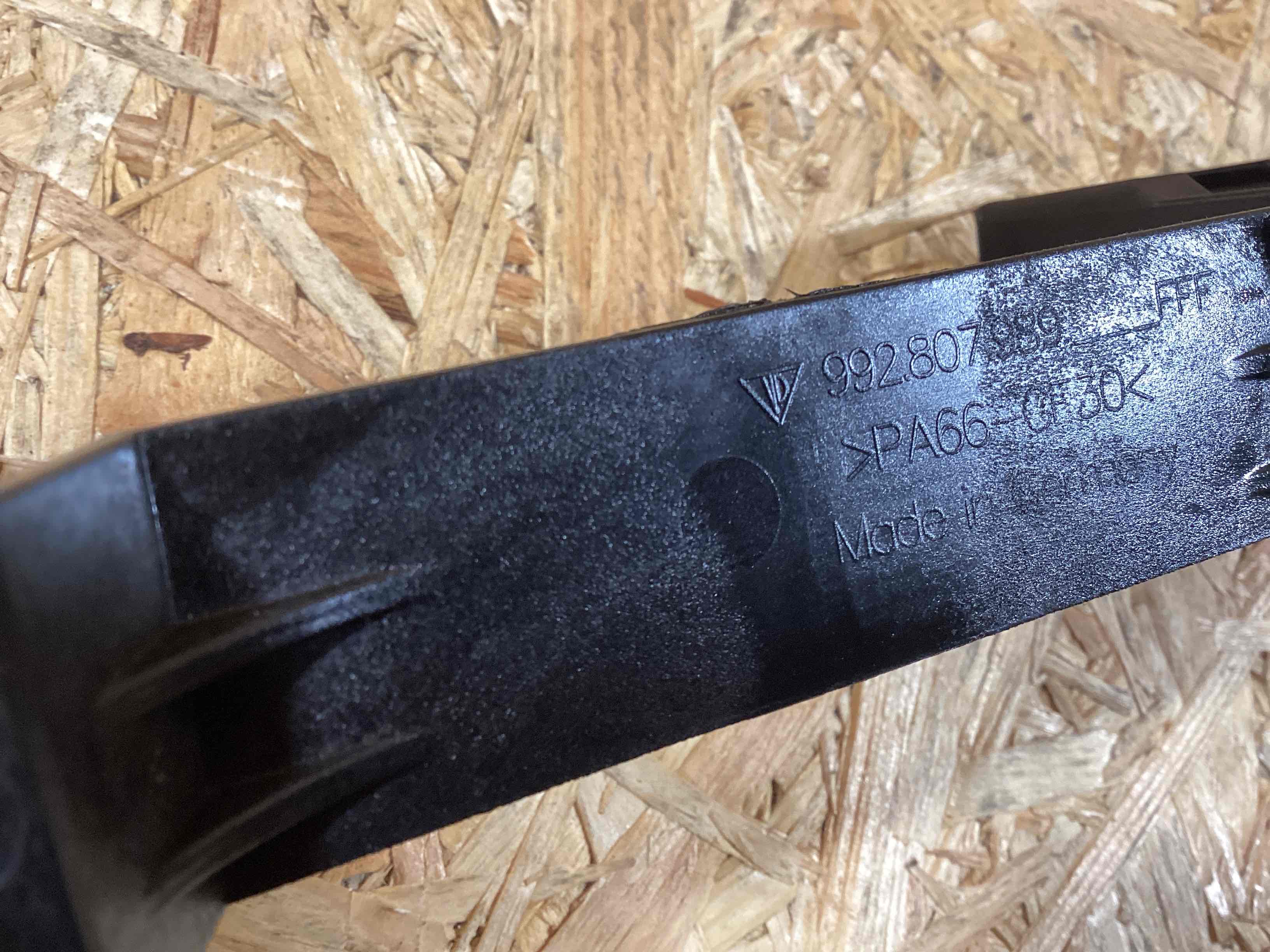 Крепление, кронштейн Porsche 911 011025-107