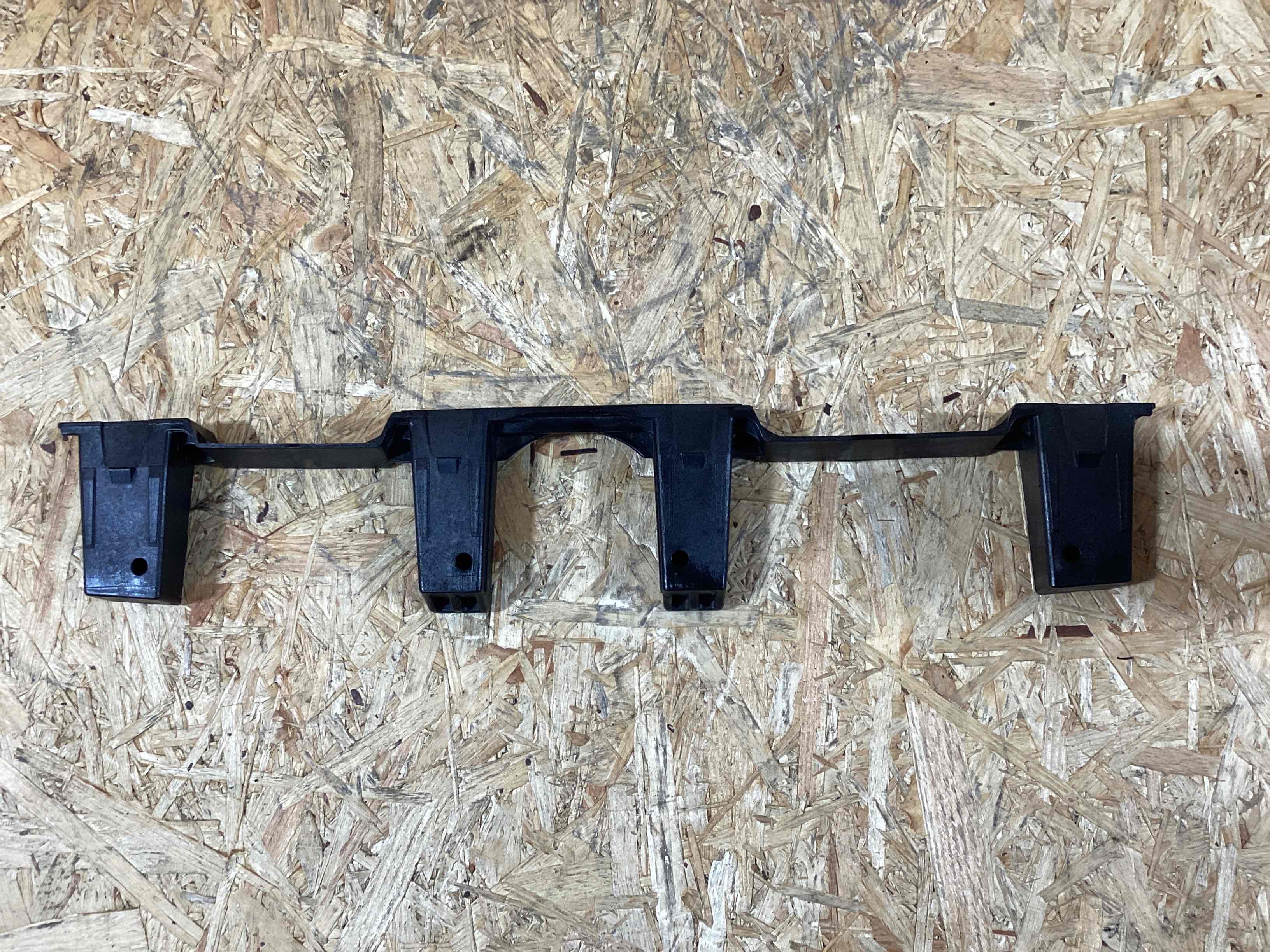 Крепление, кронштейн Porsche 911 011025-107