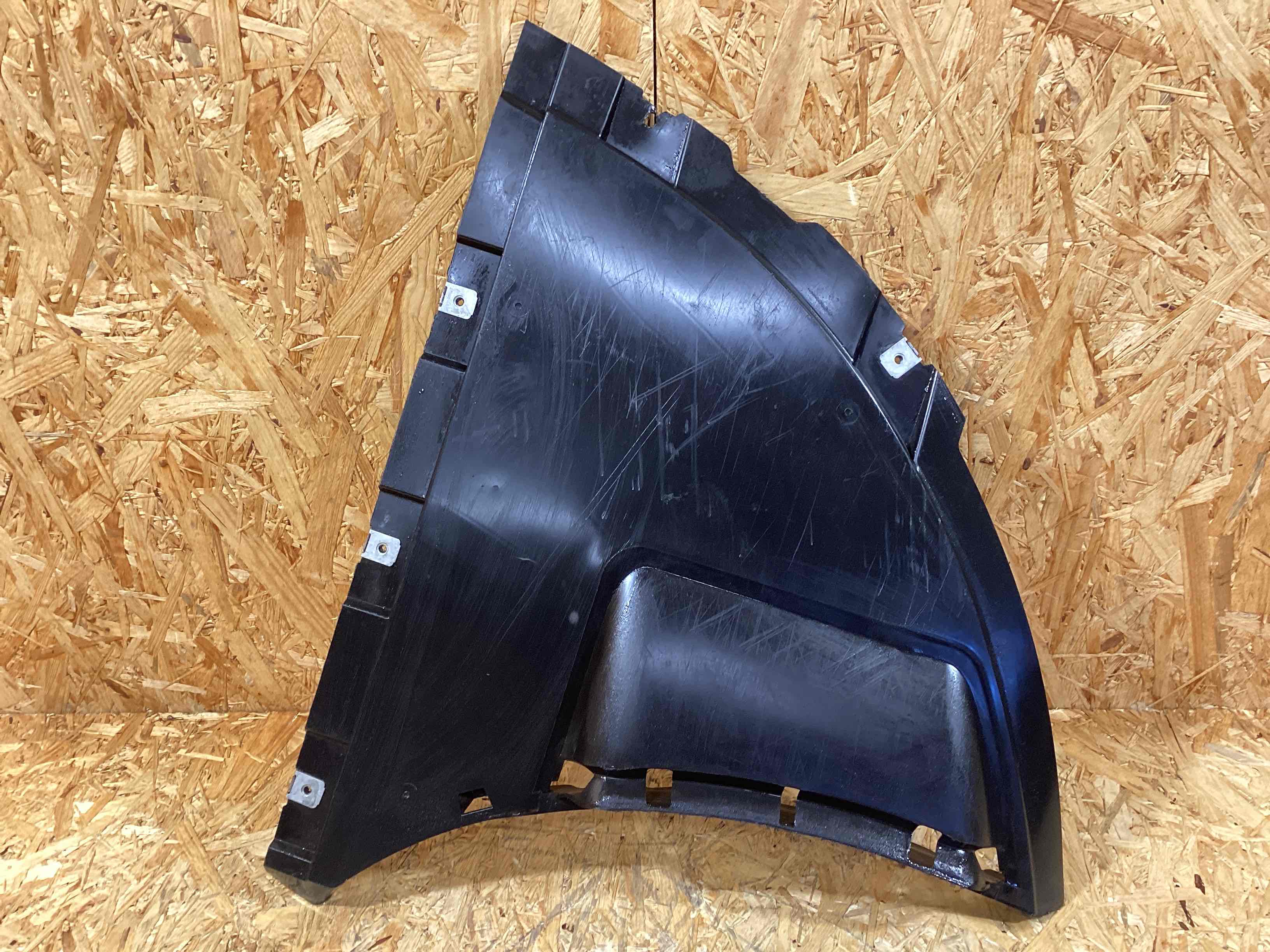 Защита арок передняя левая (подкрылок) Porsche Taycan 011025-116