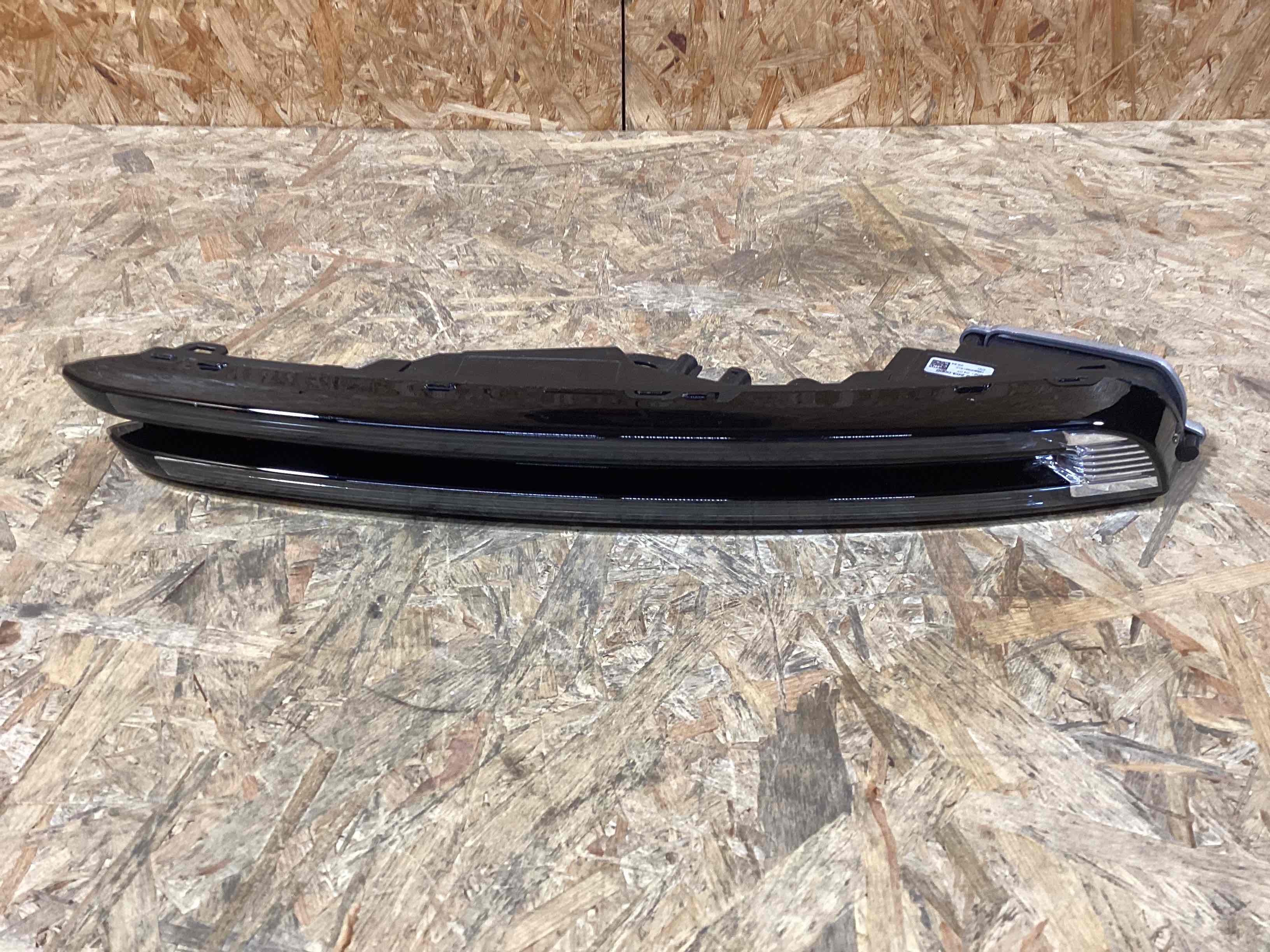 Фара противотуманная Porsche Macan 011026-110