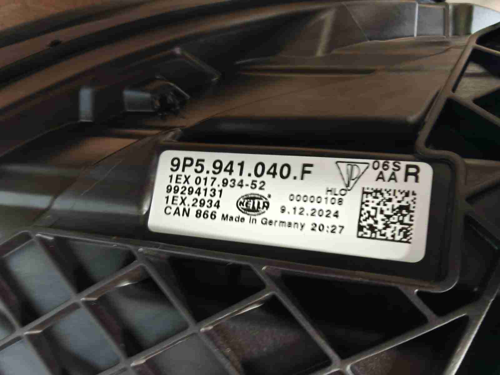 Фара ліва Porsche 911 011026-205