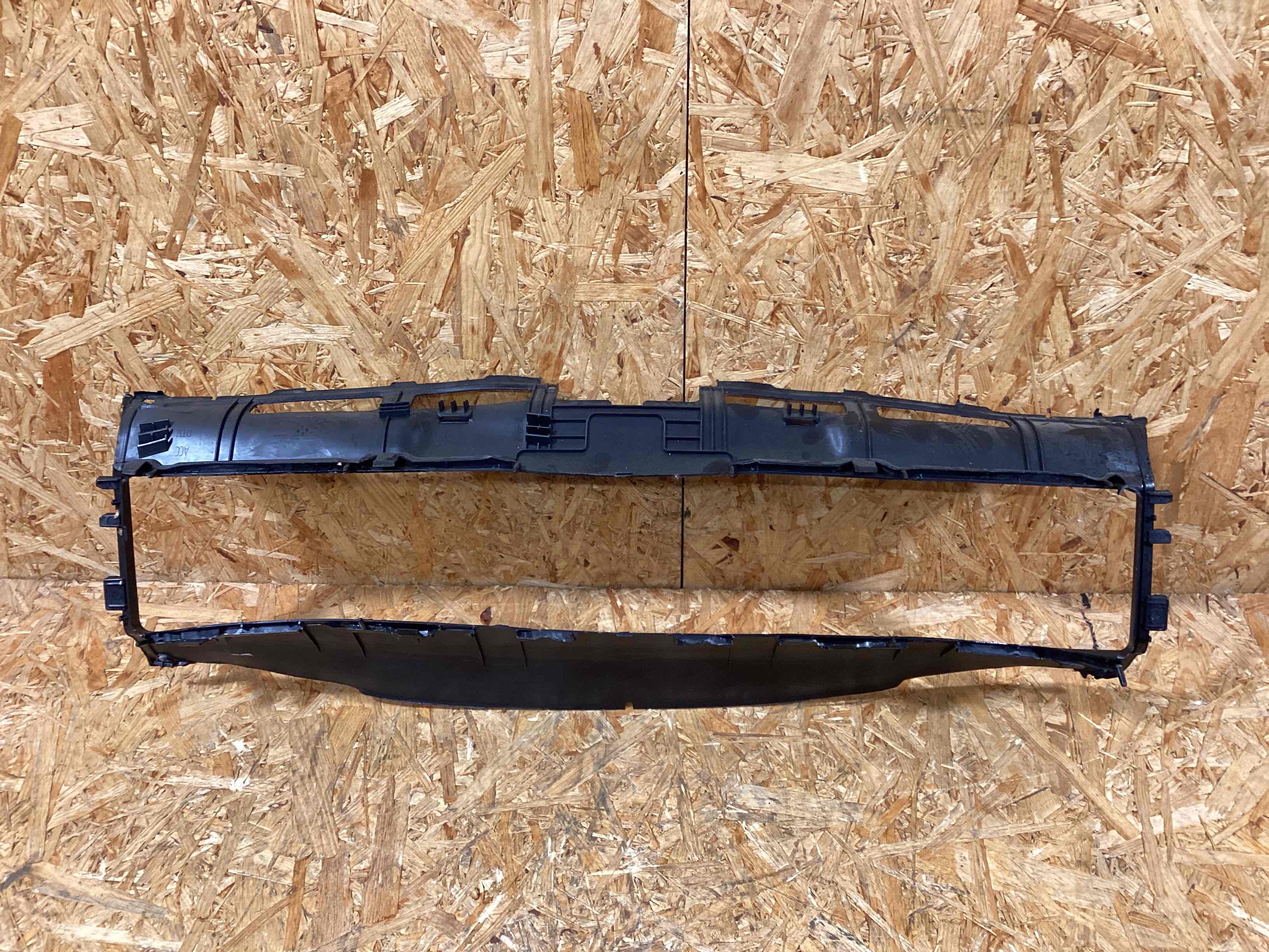 Воздуховод Porsche Macan 011225-101