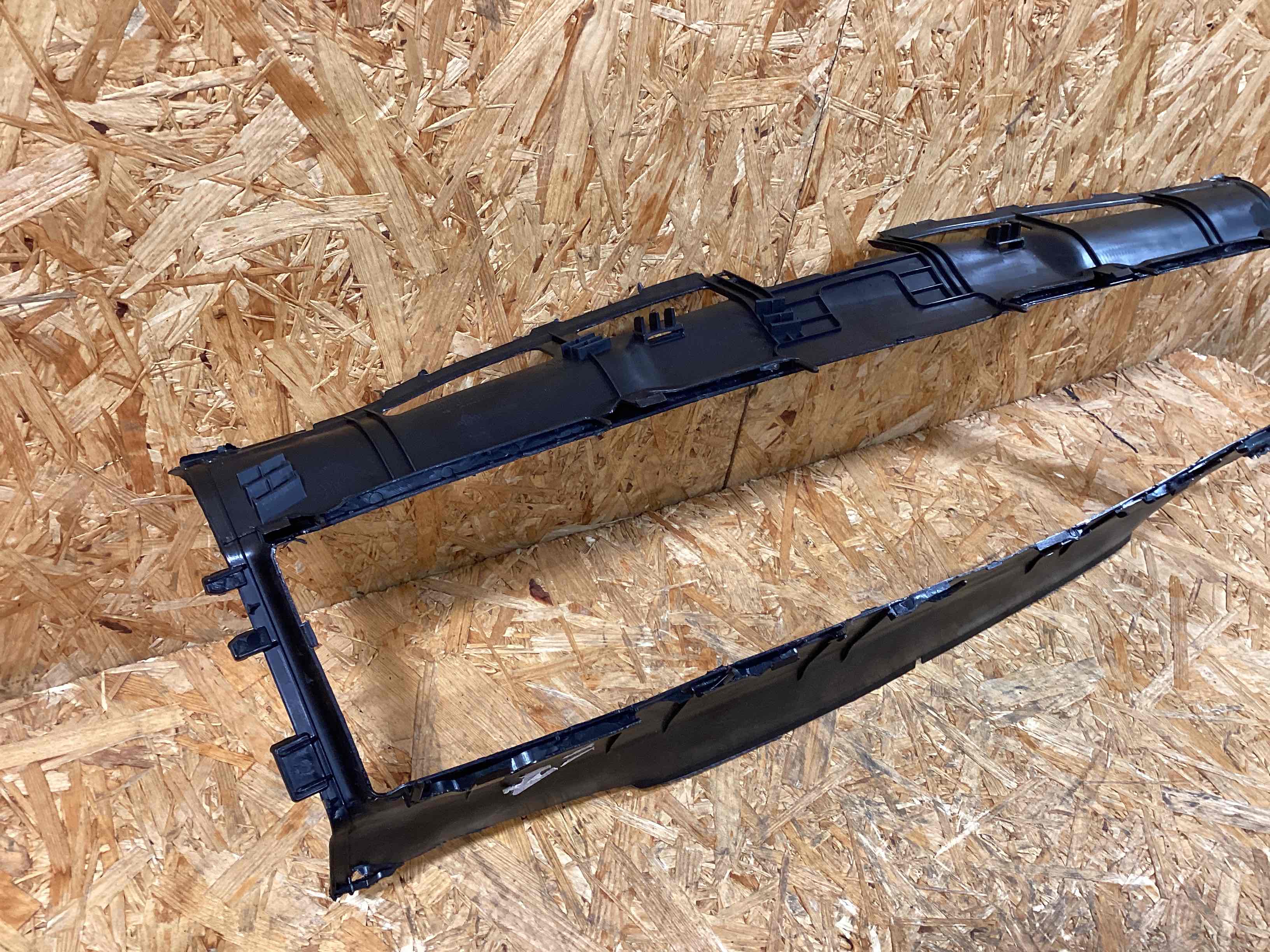 Воздуховод Porsche Macan 011225-102