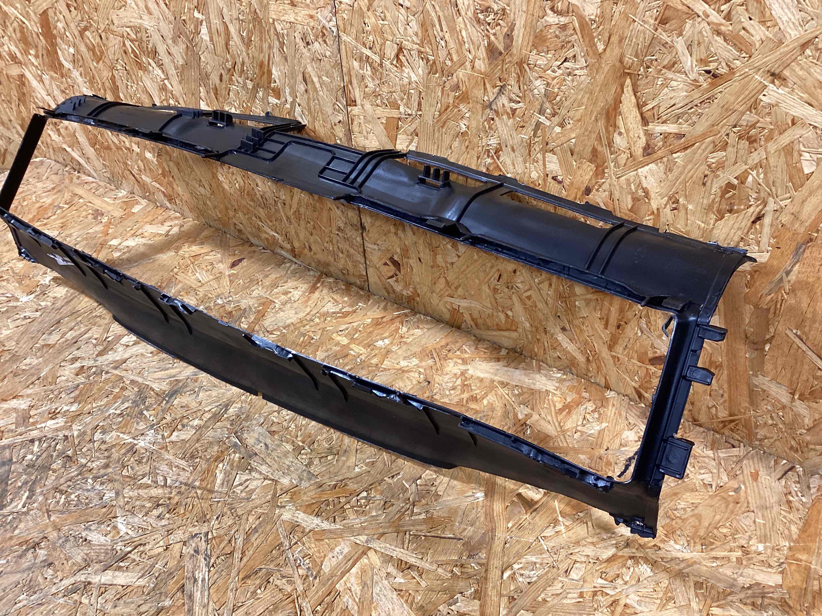 Воздуховод Porsche Macan 011225-102