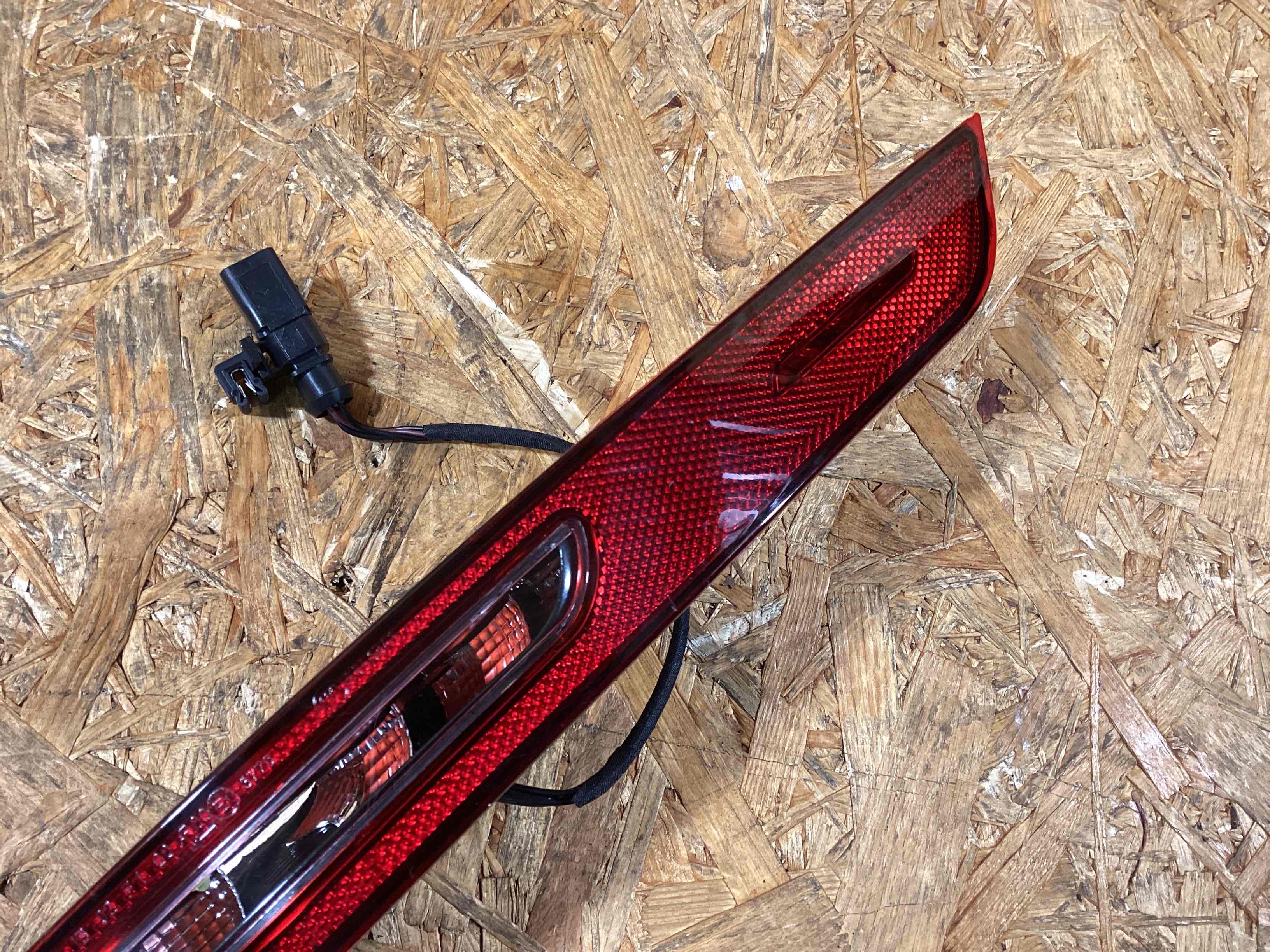 Фара противотуманная Porsche Macan 011225-110