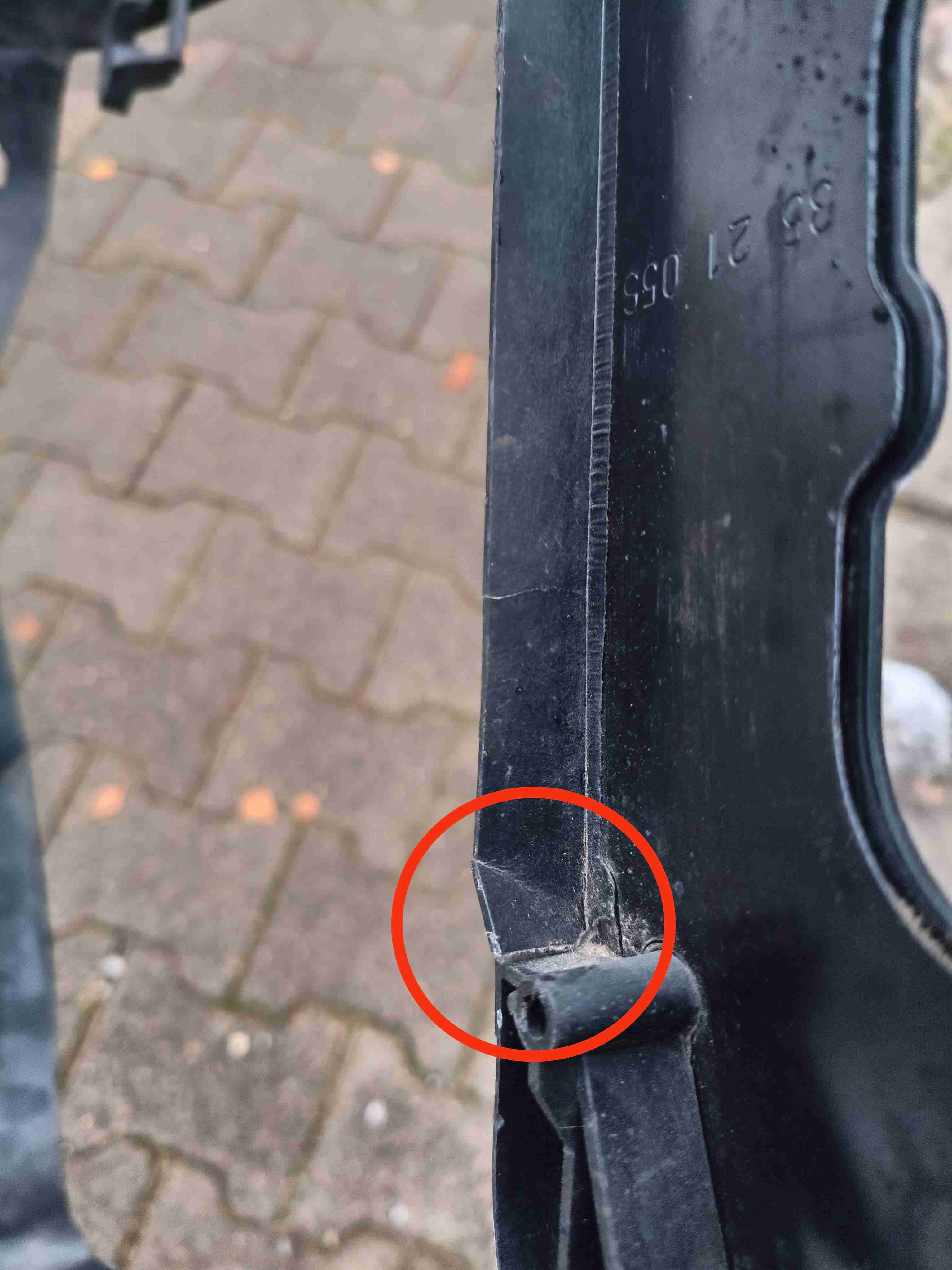 Передняя панель крепления облицовки (телевизор) Porsche Macan 011225-115