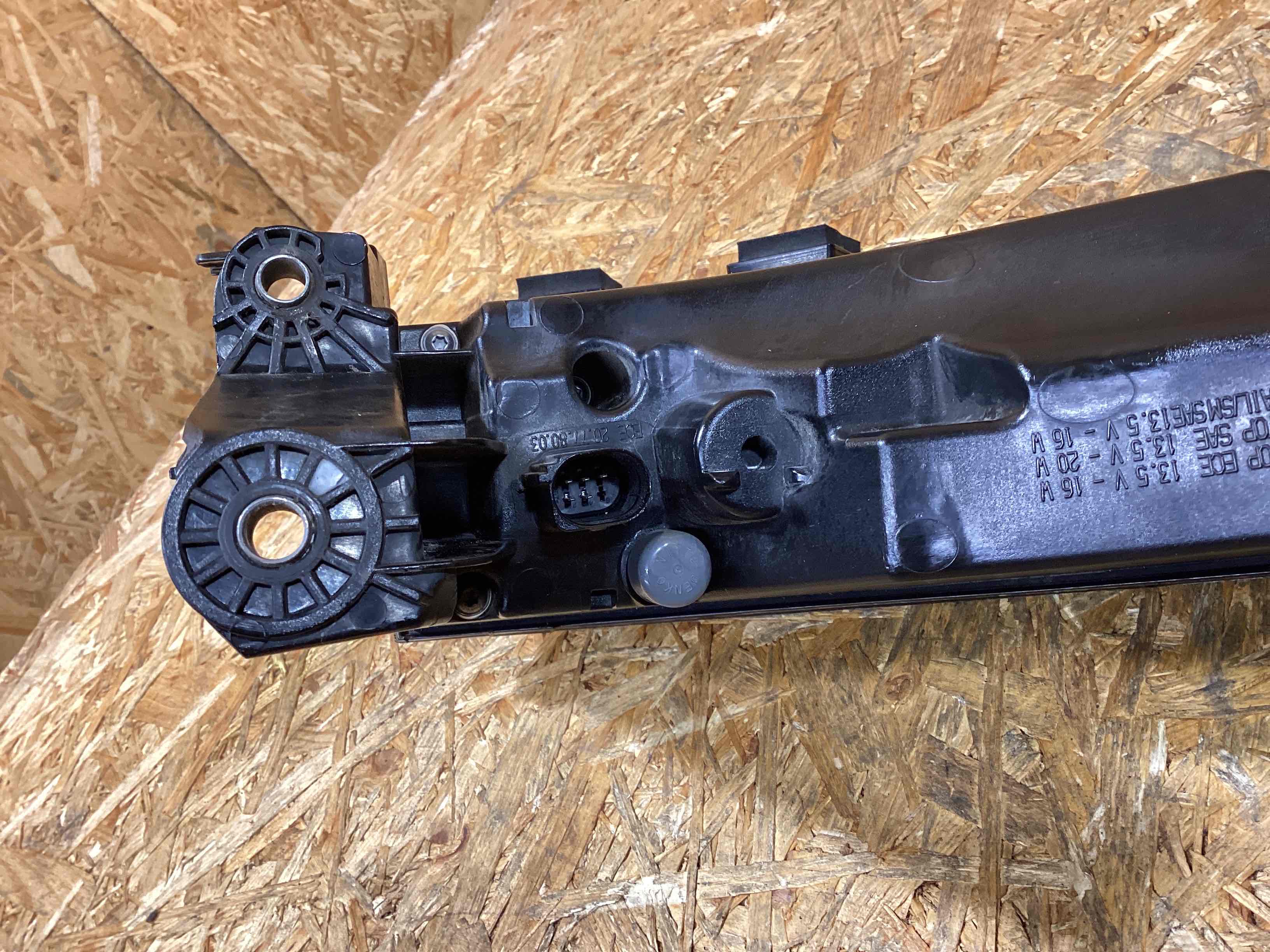 Фонарь задний правый Porsche Panamera 011225-116