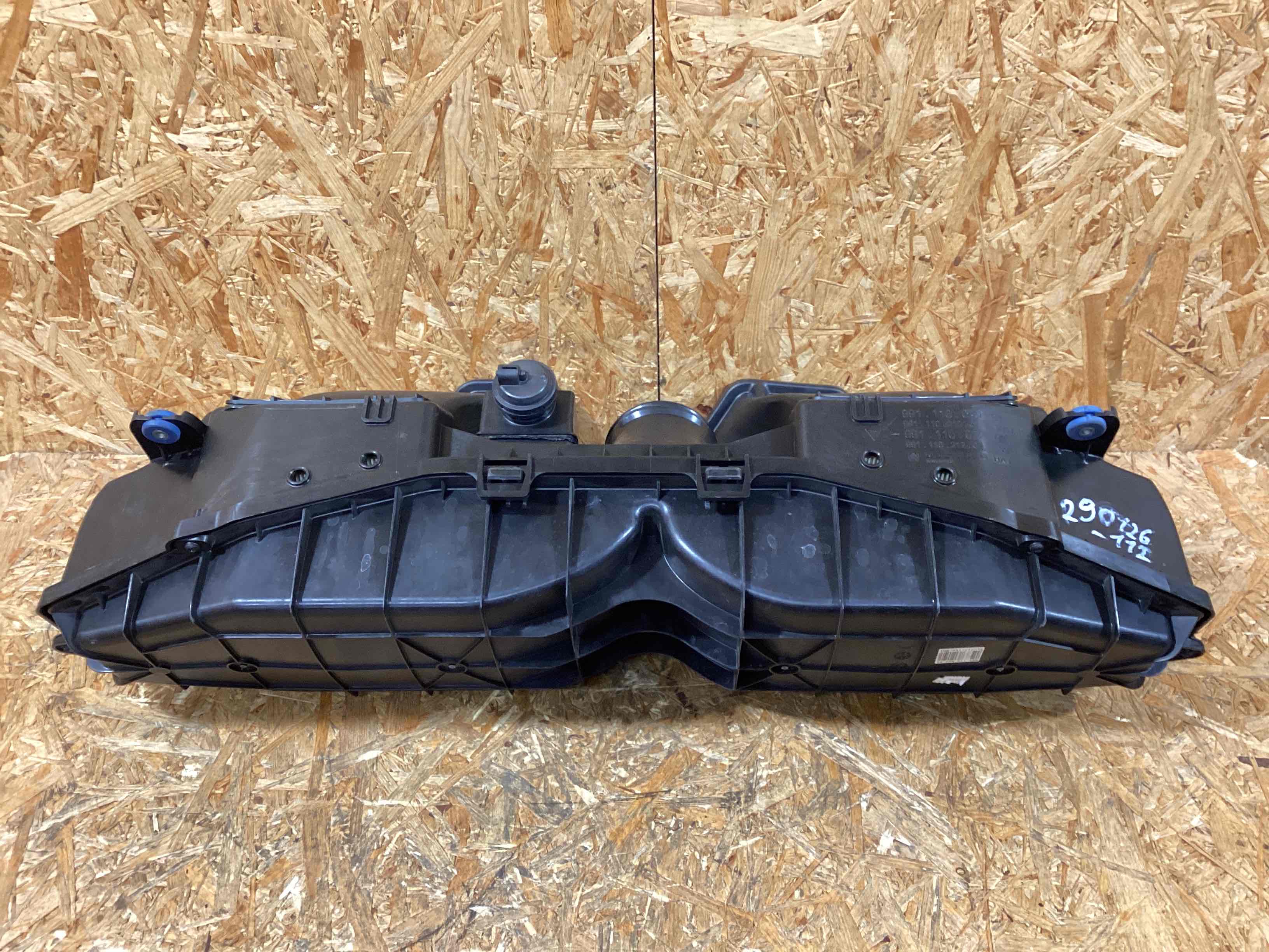 Корпус воздушного фильтра Porsche 911 020226-103