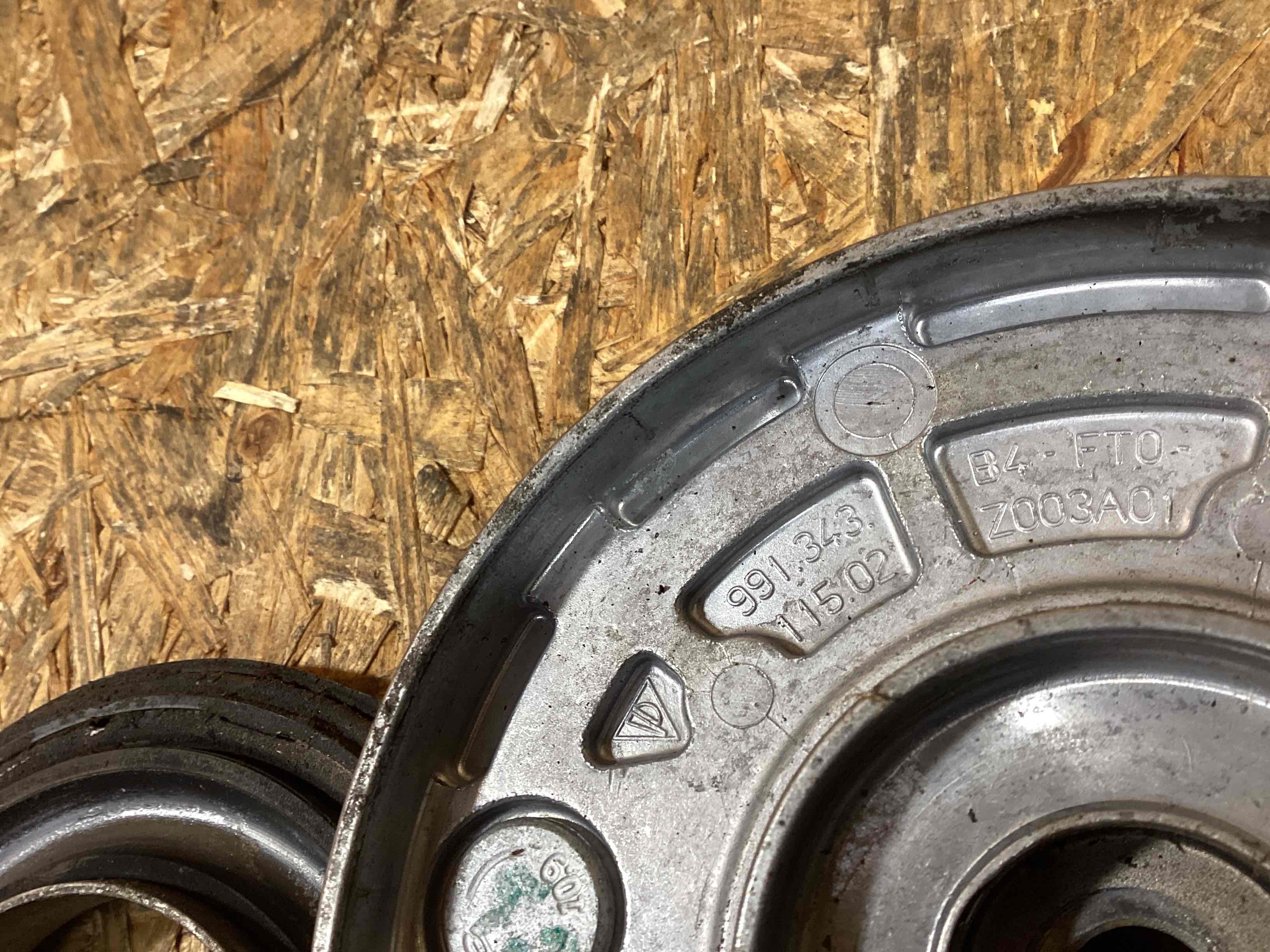 Амортизатор передний левый Porsche 911 020226-114