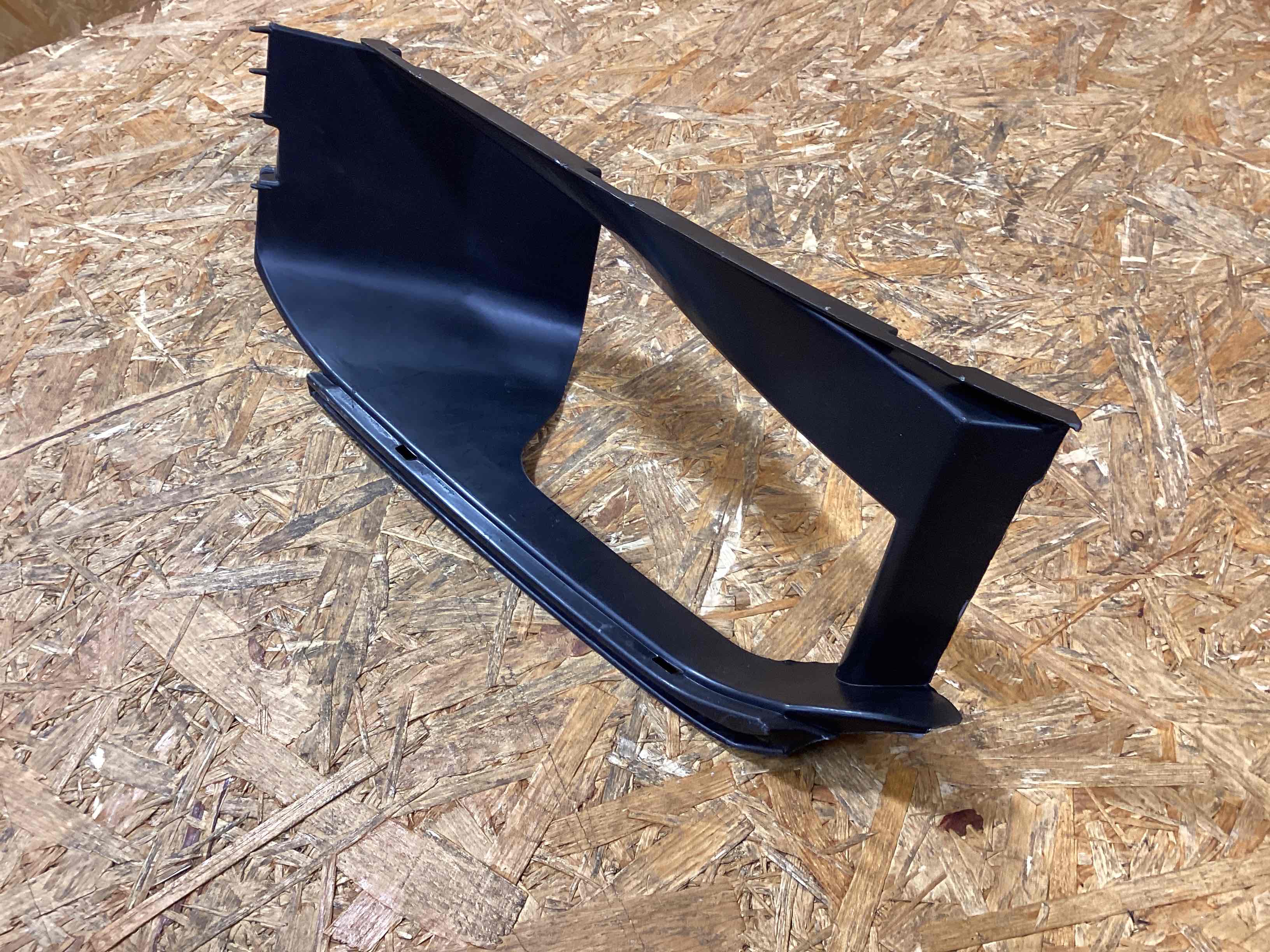 Воздуховод Porsche Cayenne 020226-117