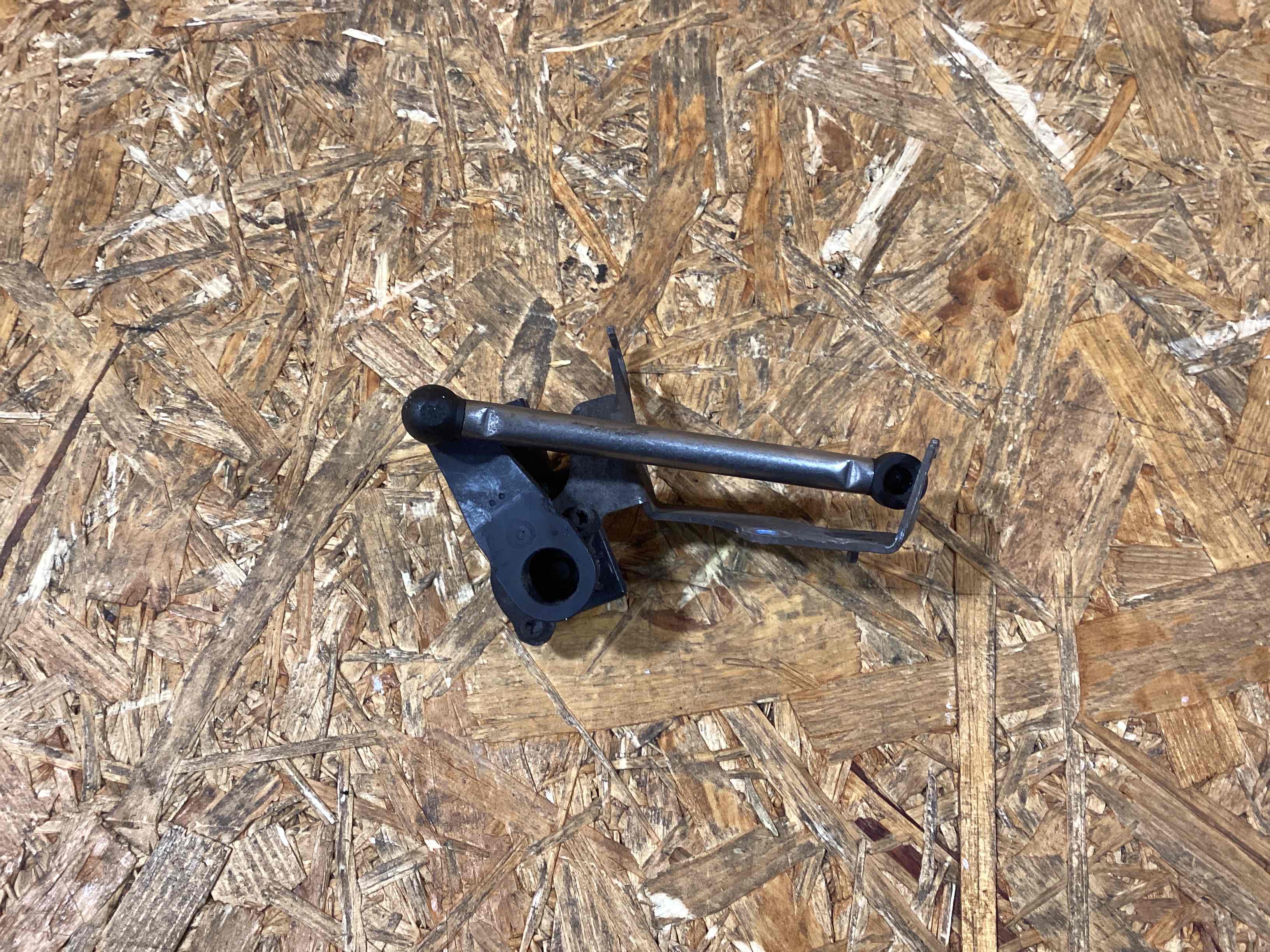 Датчик уровня подвески (клиренса) Porsche 911 020226-119