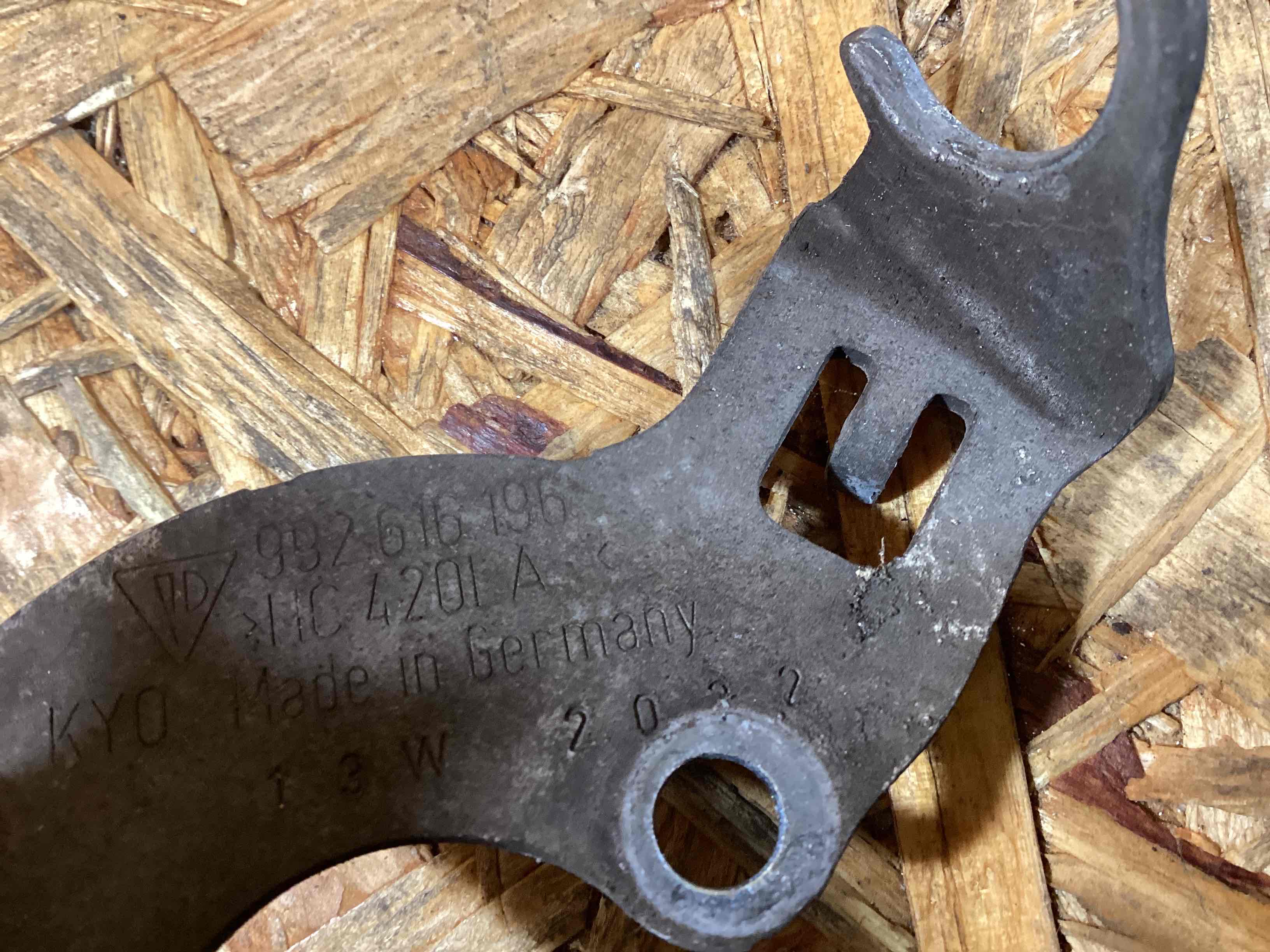 Датчик уровня подвески (клиренса) Porsche 911 020226-119