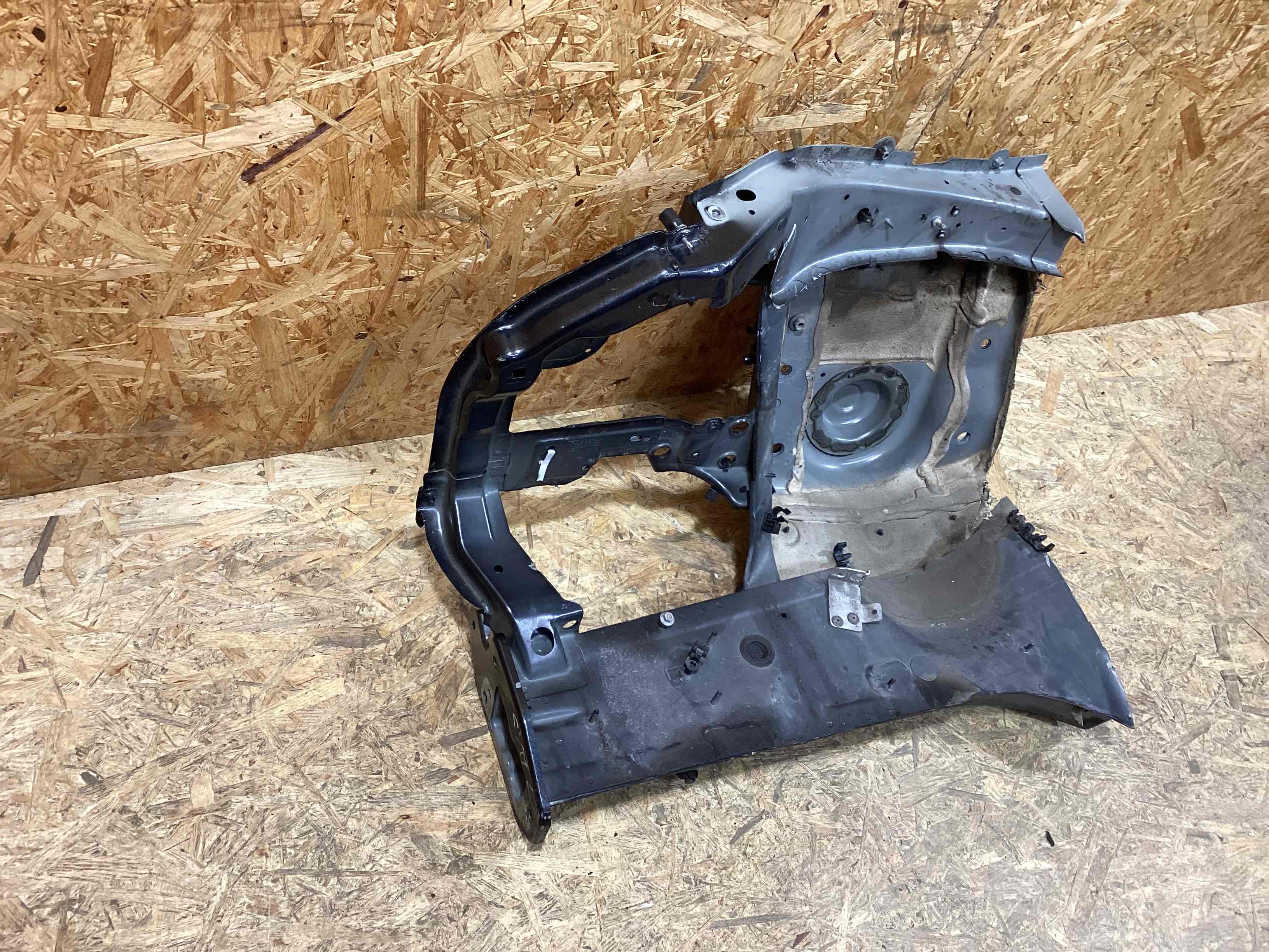 Лонжерон левый Porsche Macan 020326-101