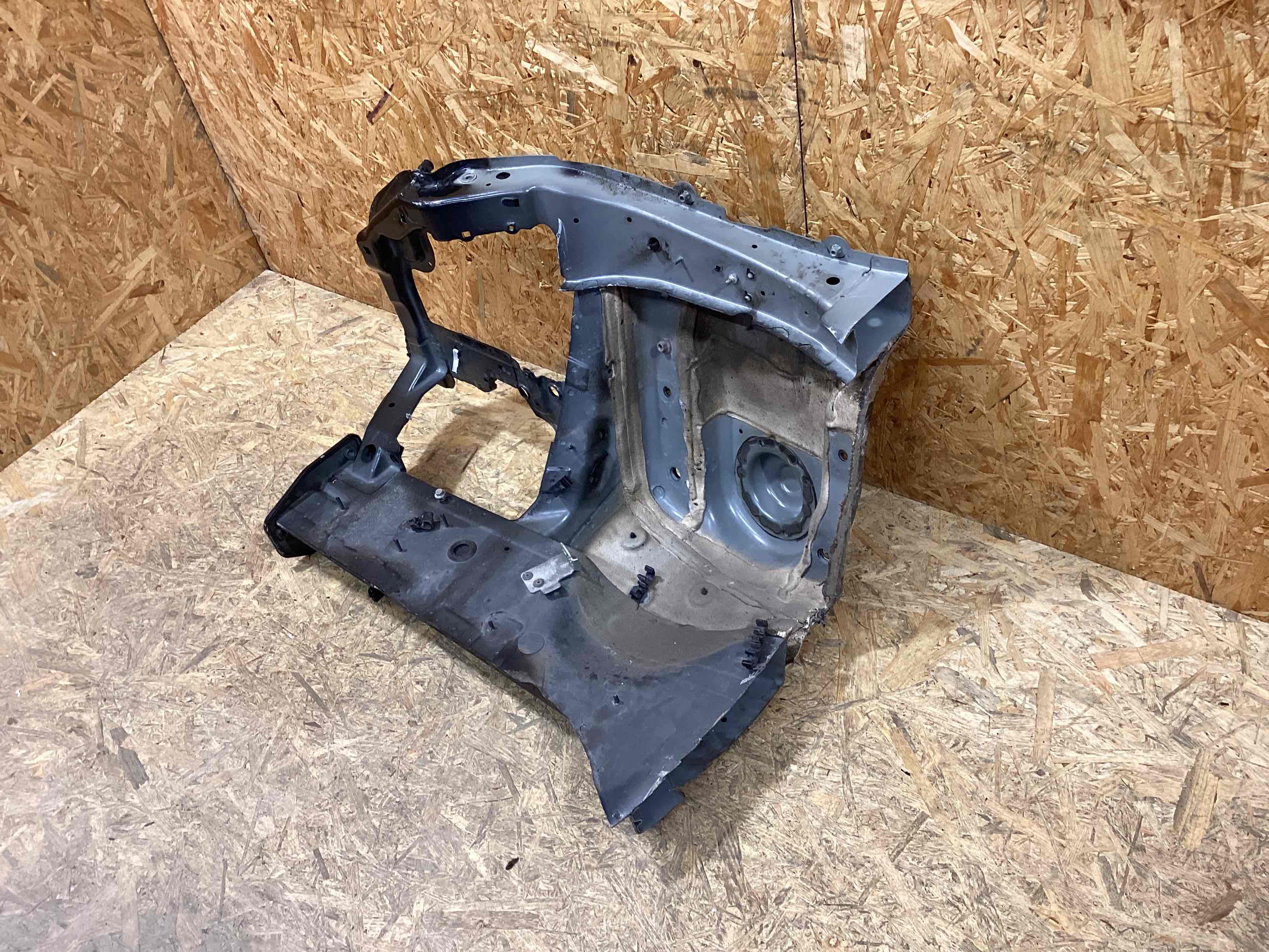 Лонжерон левый Porsche Macan 020326-101