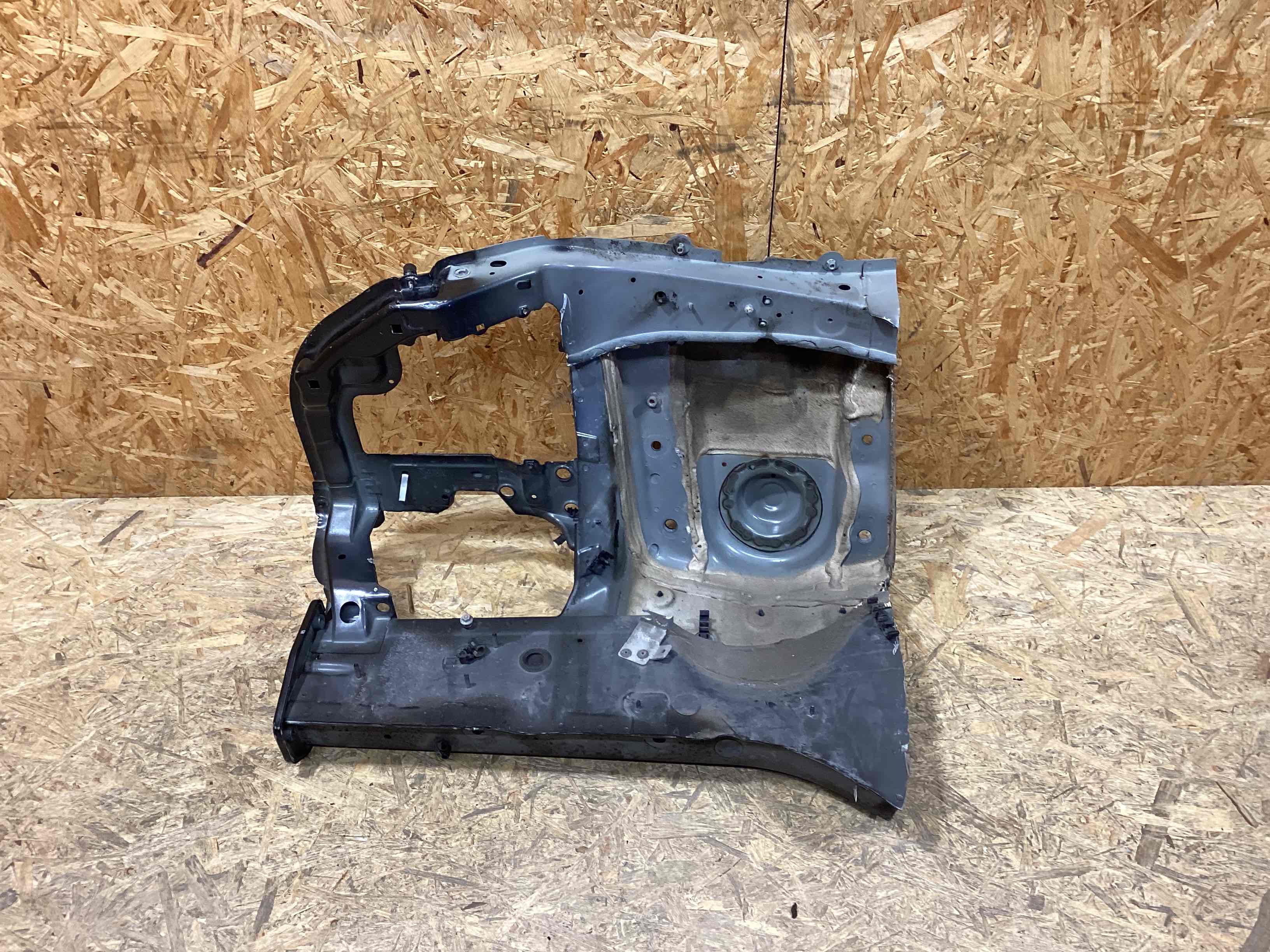 Лонжерон левый Porsche Macan 020326-101