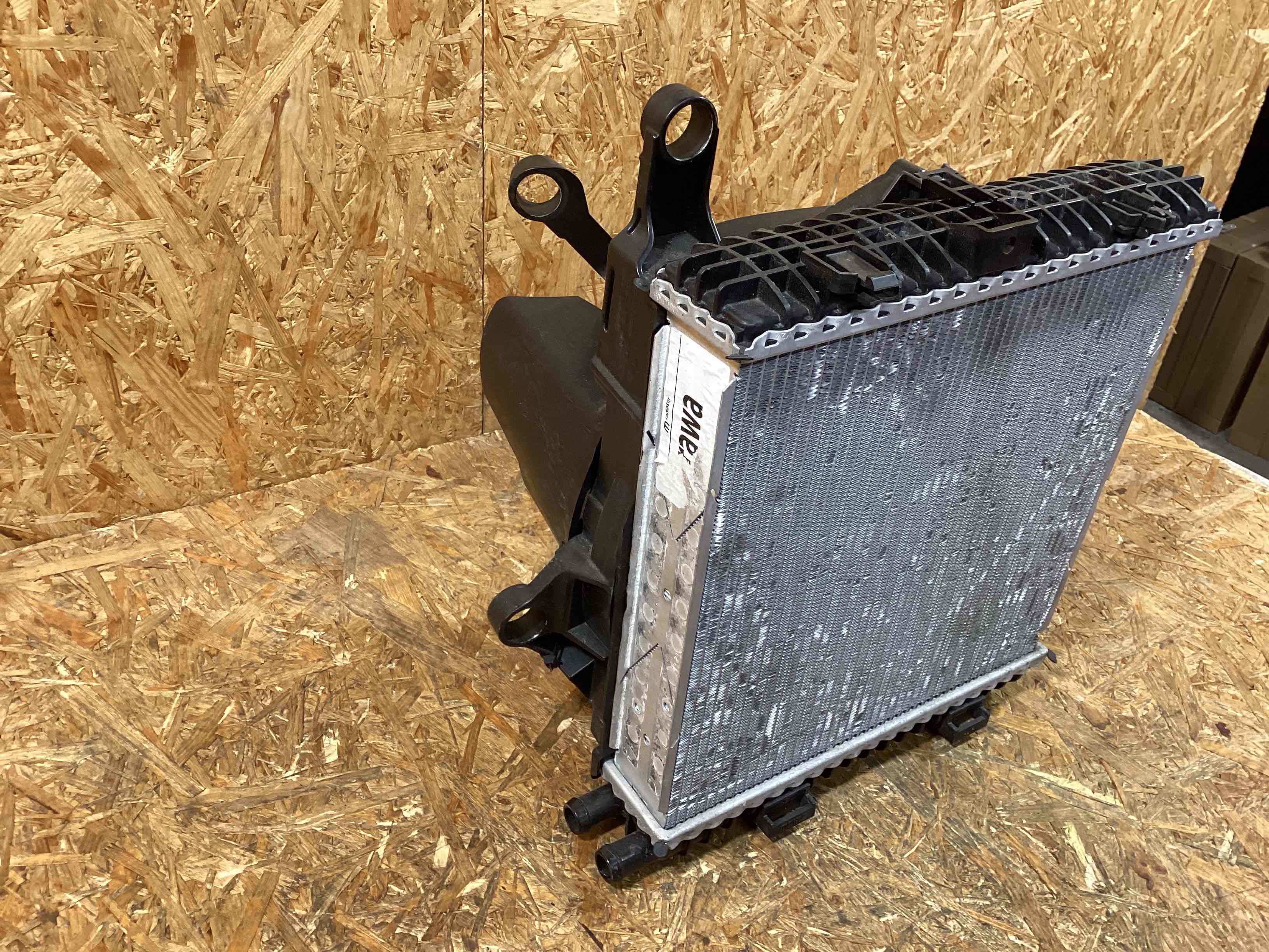 Кассета радиаторов Porsche Taycan 020326-102