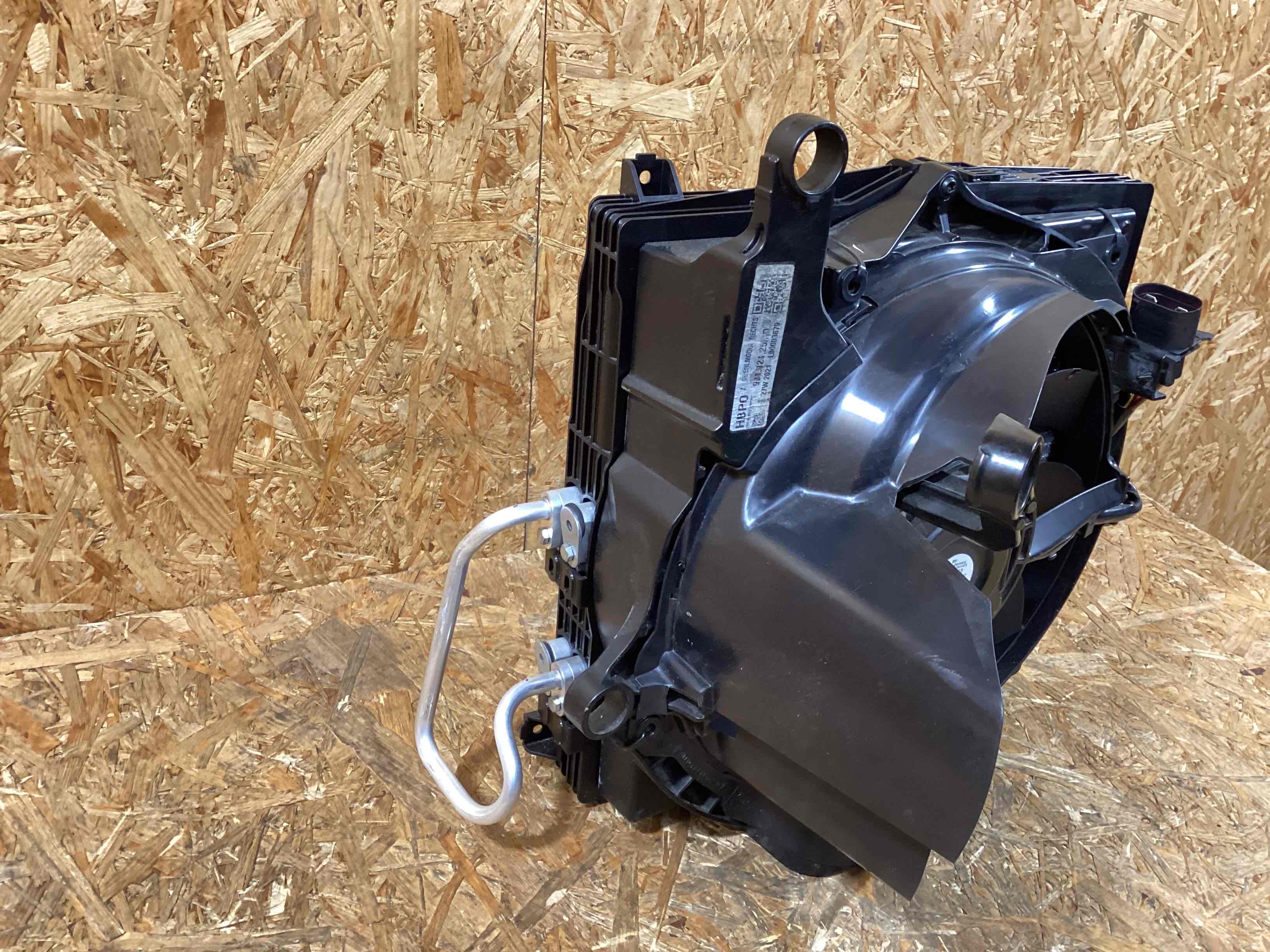 Кассета радиаторов Porsche Taycan 020326-103