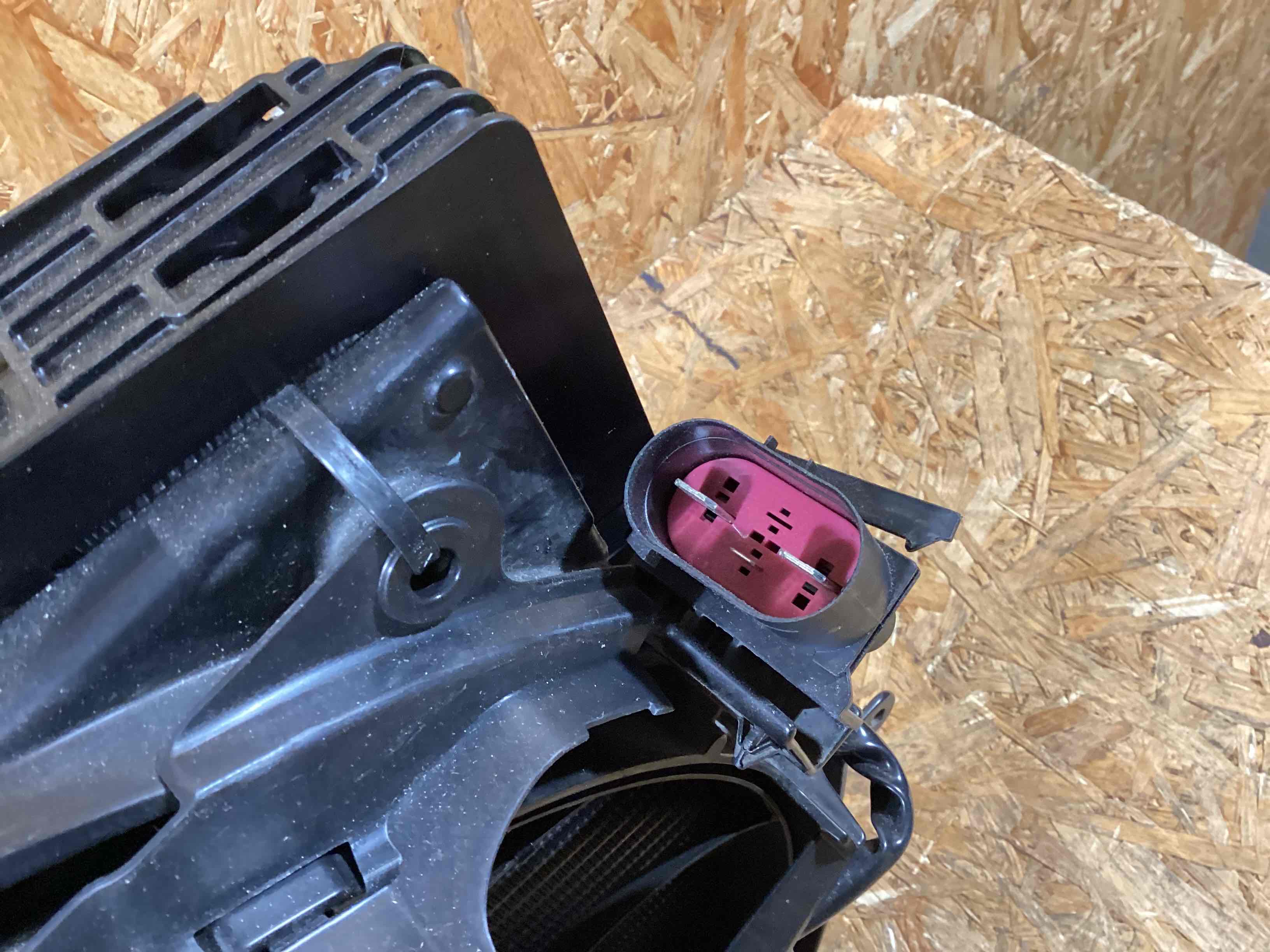 Кассета радиаторов Porsche Taycan 020326-103