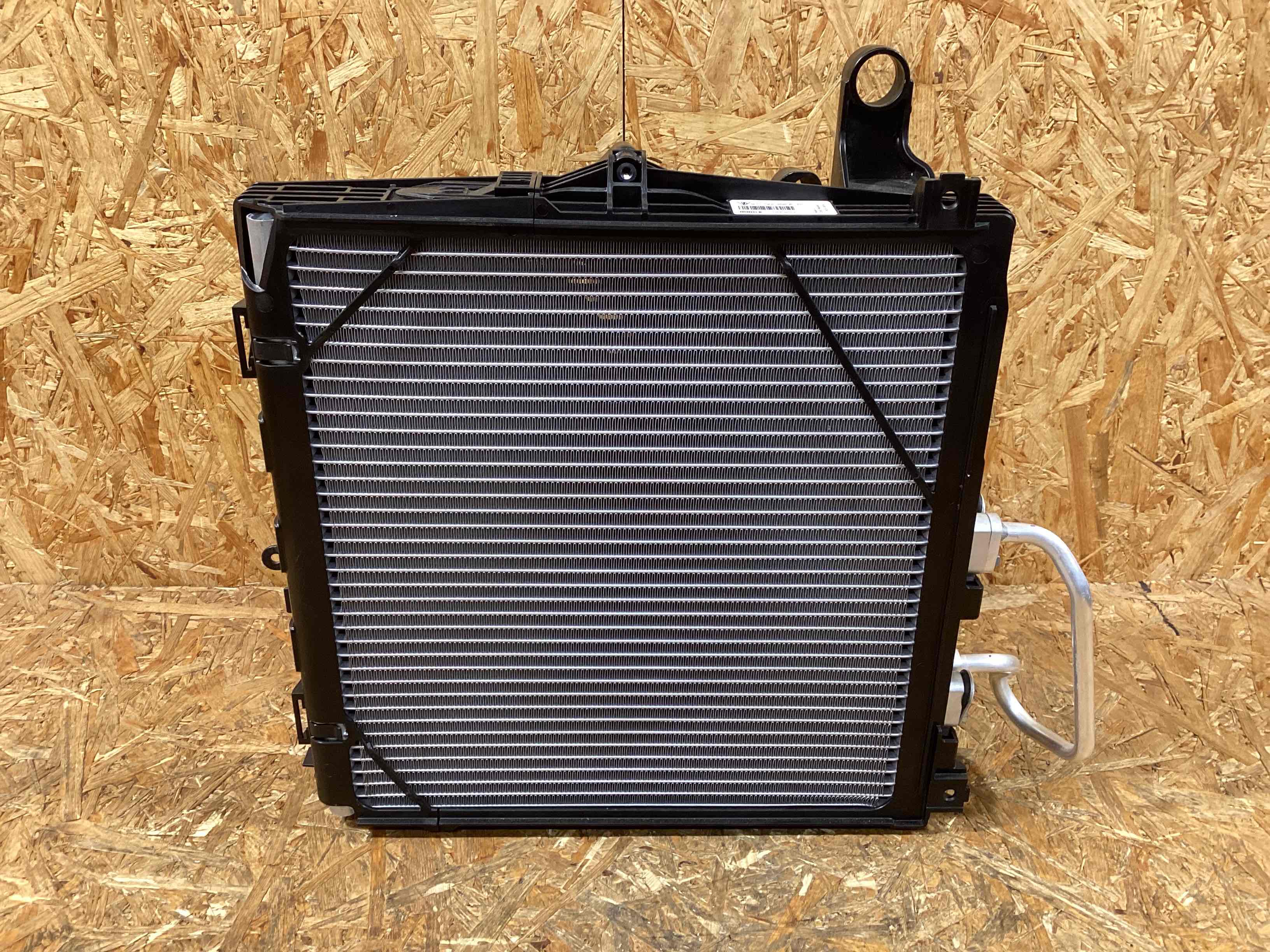 Кассета радиаторов Porsche Taycan 020326-103