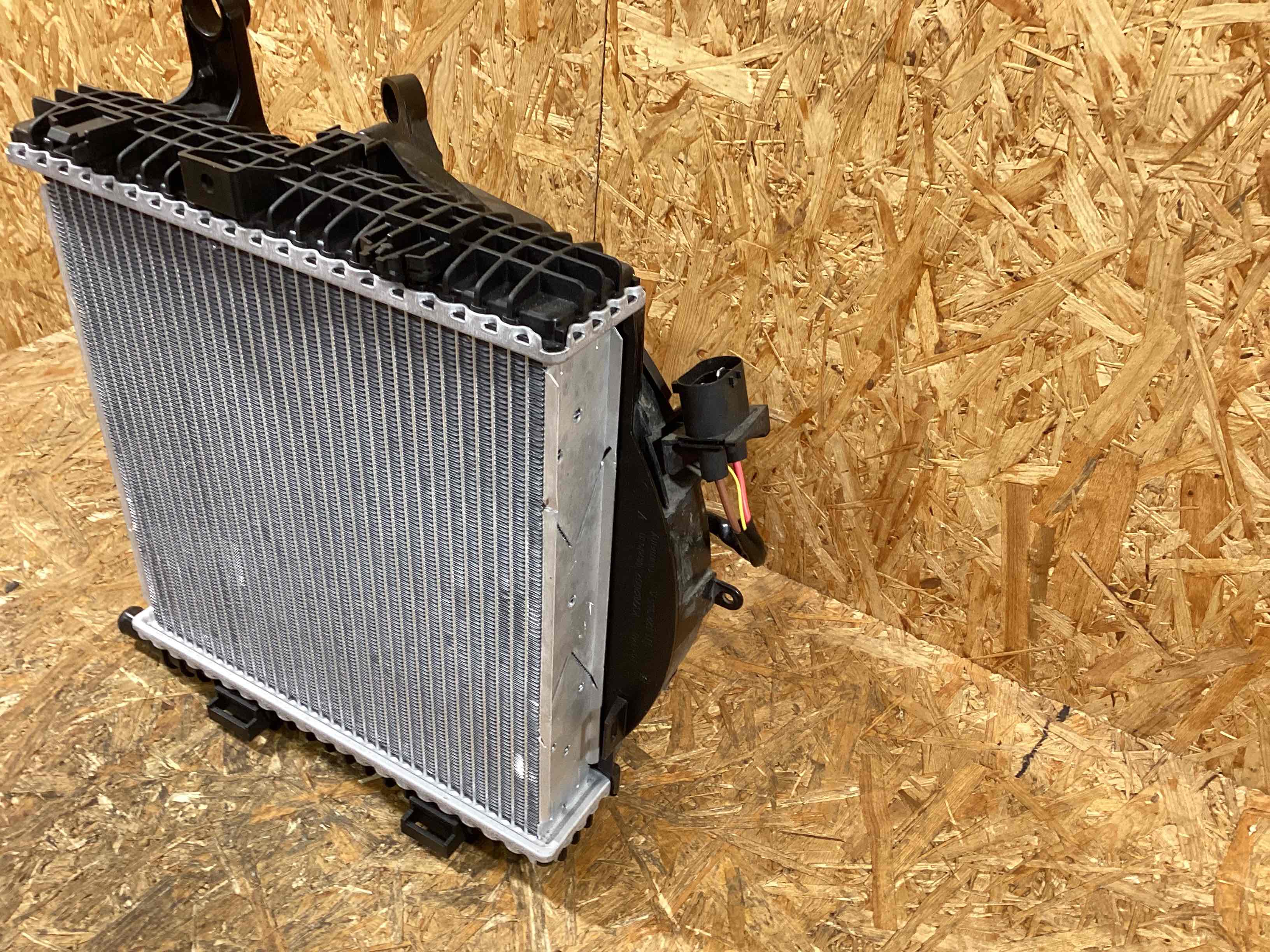 Кассета радиаторов Porsche Taycan 020326-106