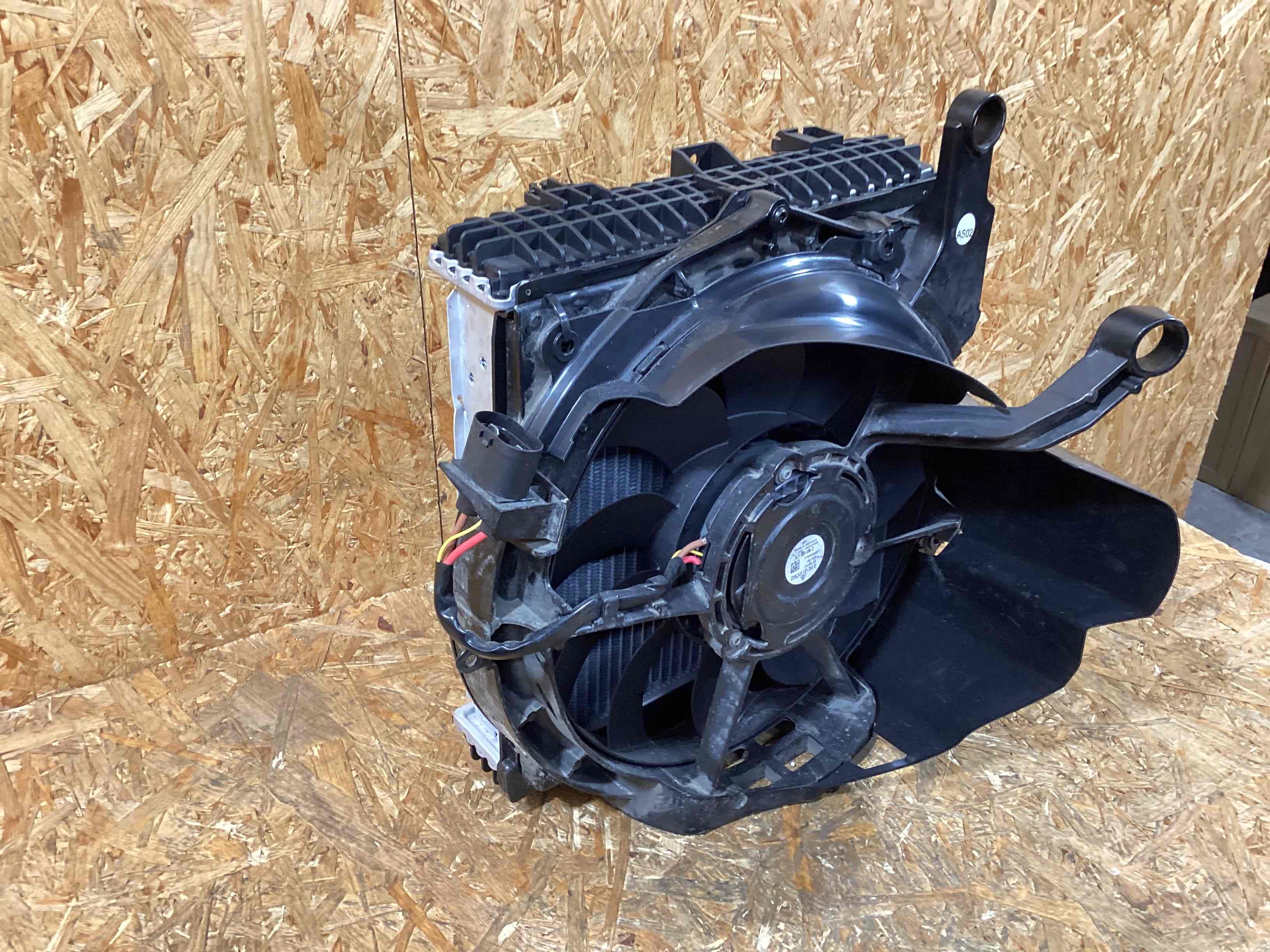 Кассета радиаторов Porsche Taycan 020326-106