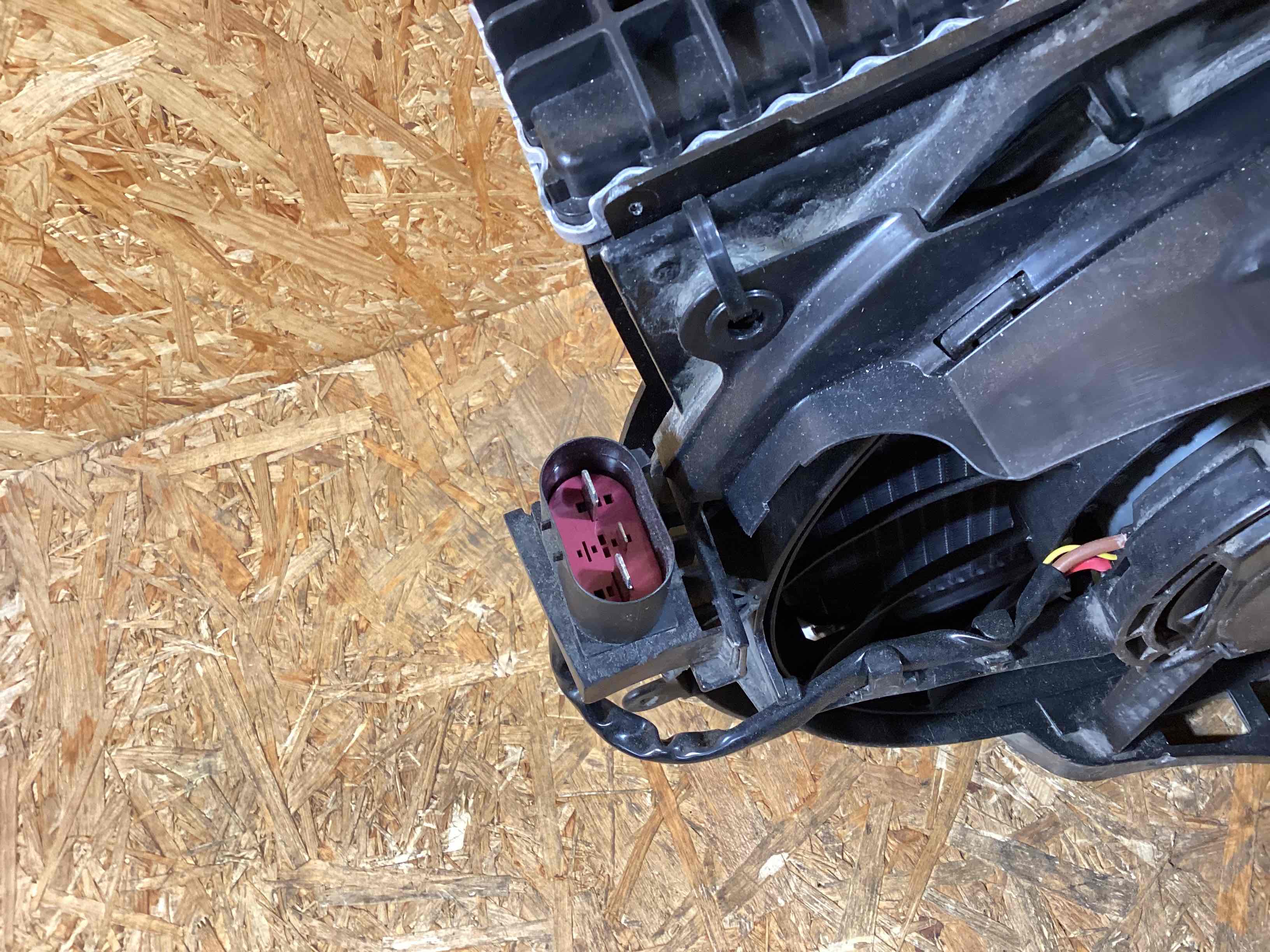 Кассета радиаторов Porsche Taycan 020326-106