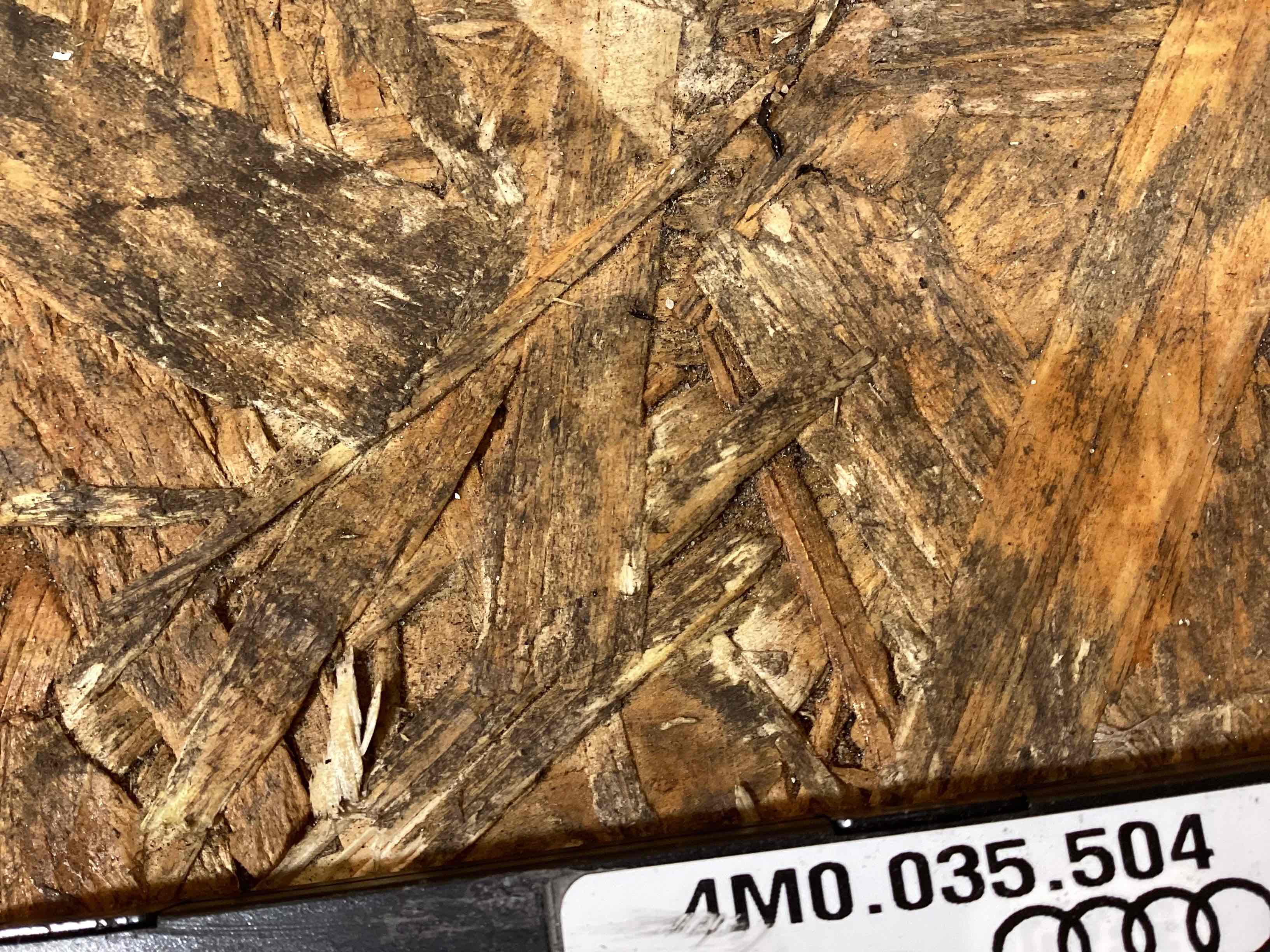 Антенна, усилитель антенны Porsche Macan 020326-107