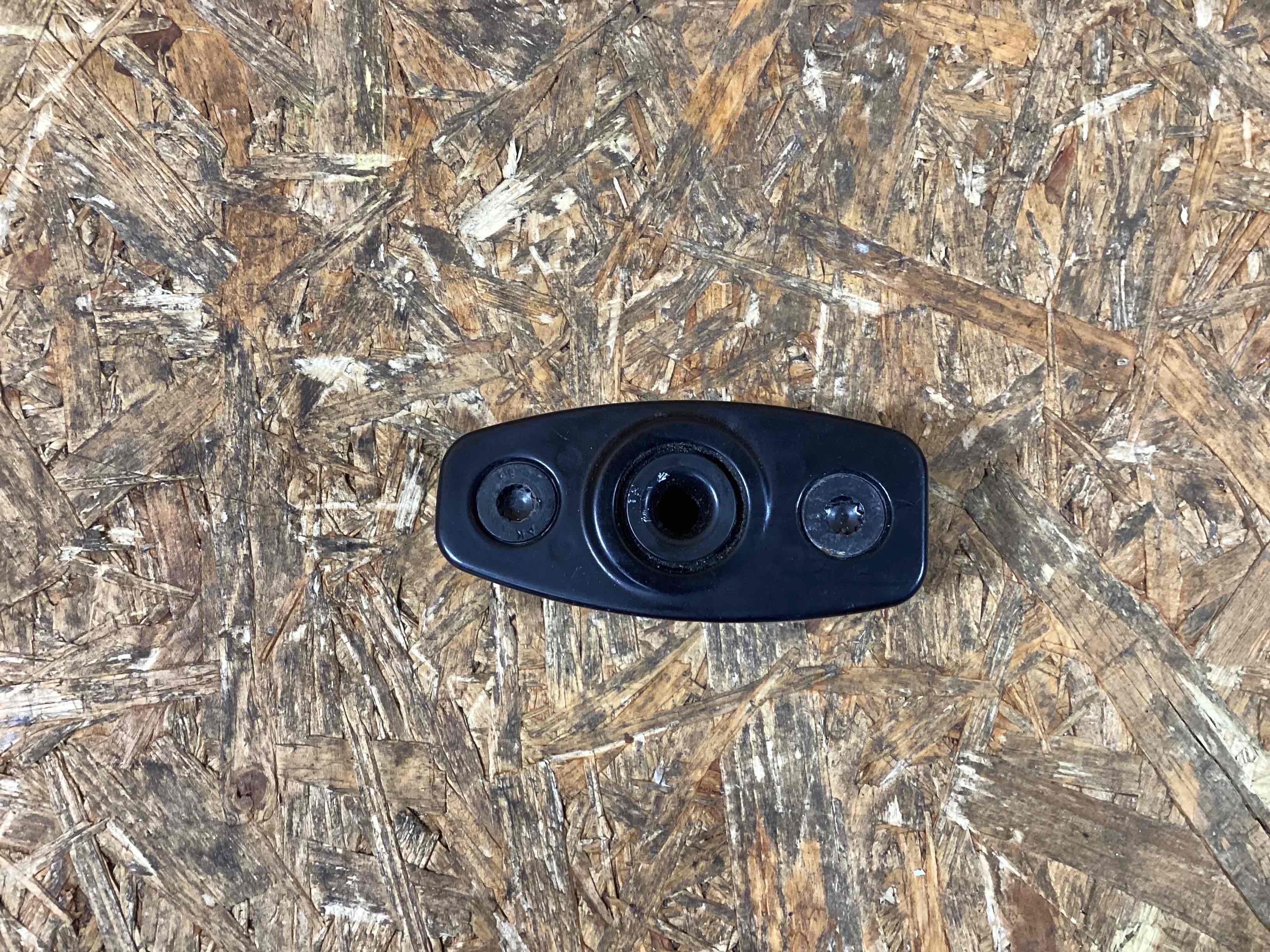 Крепление, кронштейн Porsche Macan 020326-108