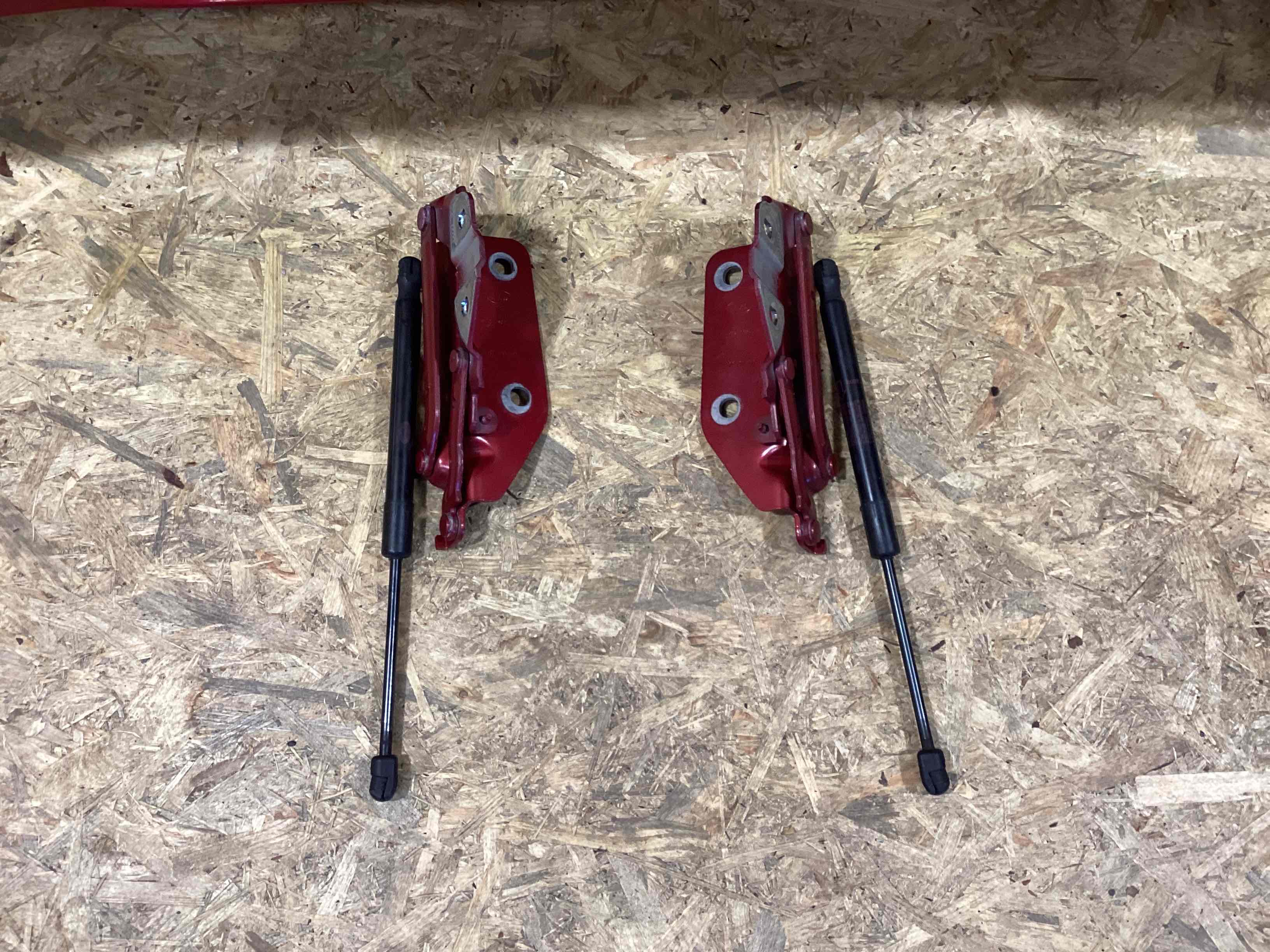 Капот Land Rover Discovery Sport L550 020426-103