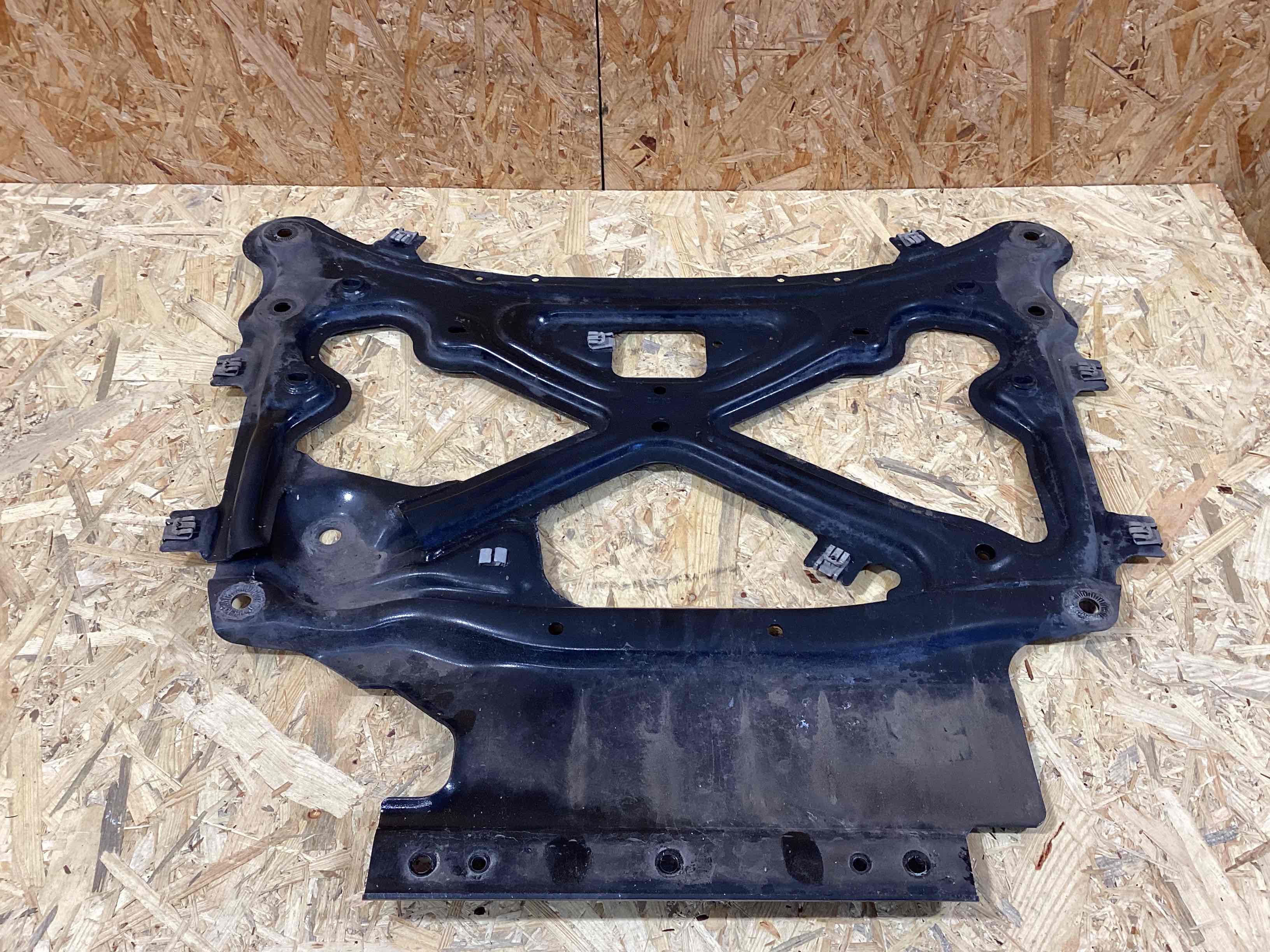 Балка подвески передняя (подрамник) Porsche Cayenne 020426-110