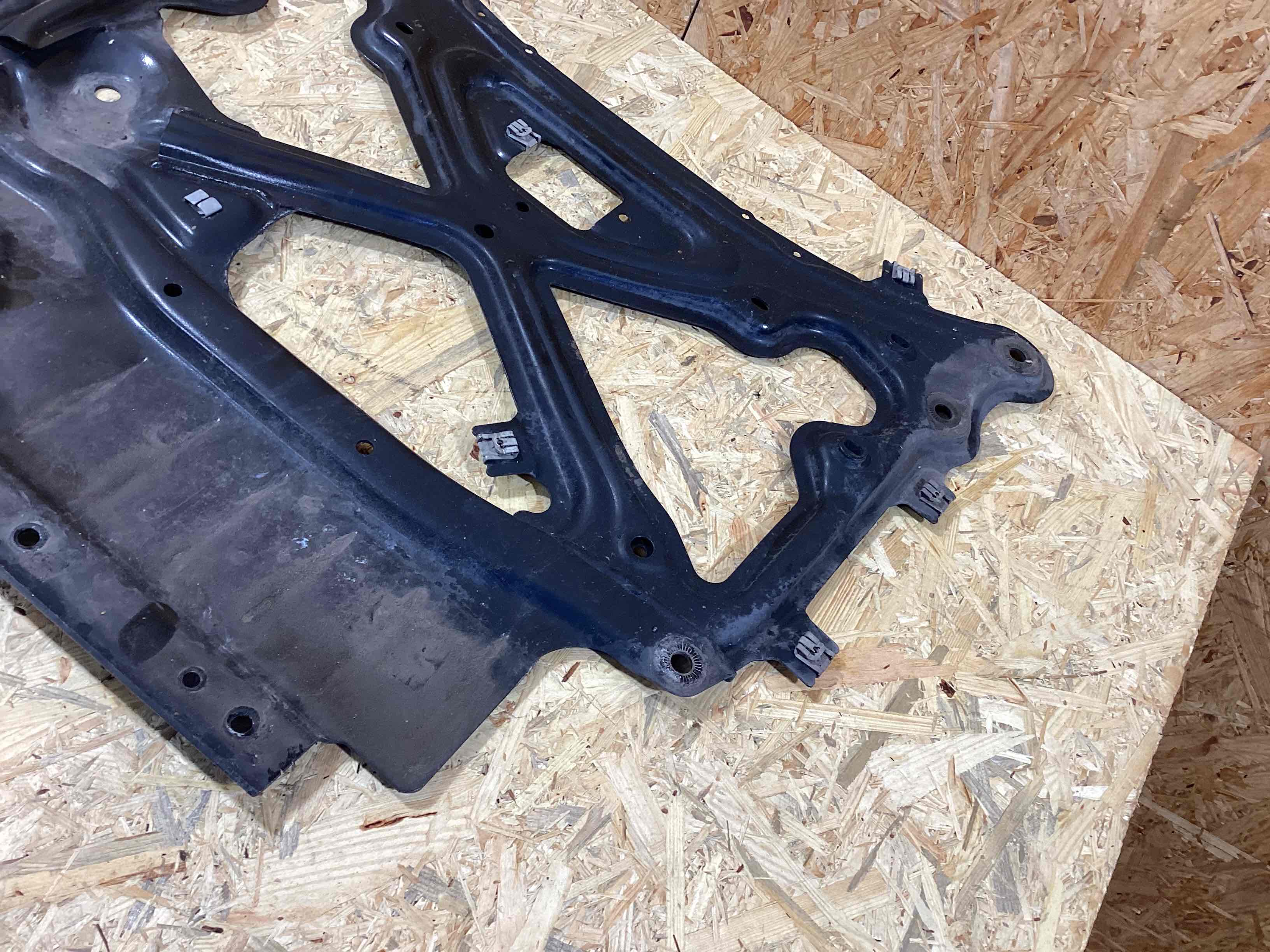 Балка подвески передняя (подрамник) Porsche Cayenne 020426-110