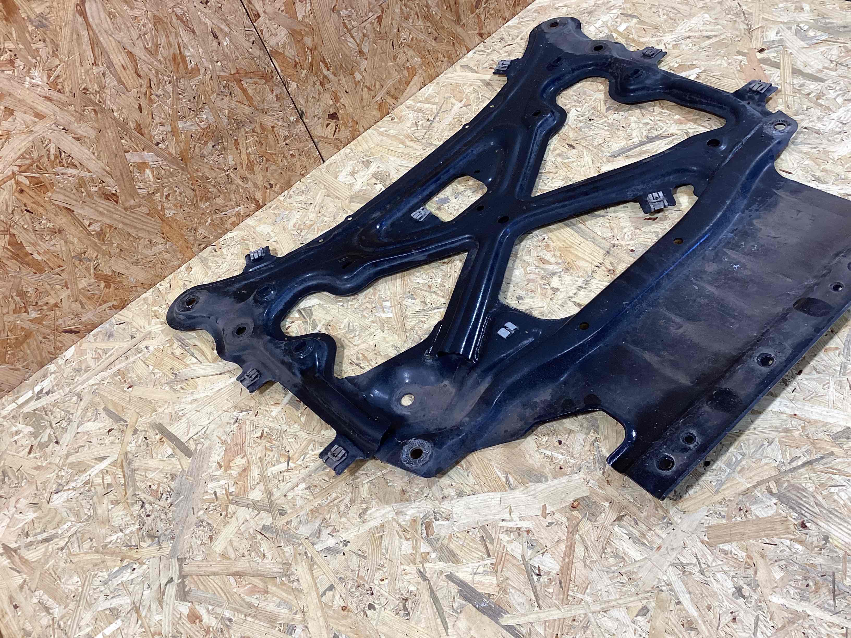 Балка подвески передняя (подрамник) Porsche Cayenne 020426-110