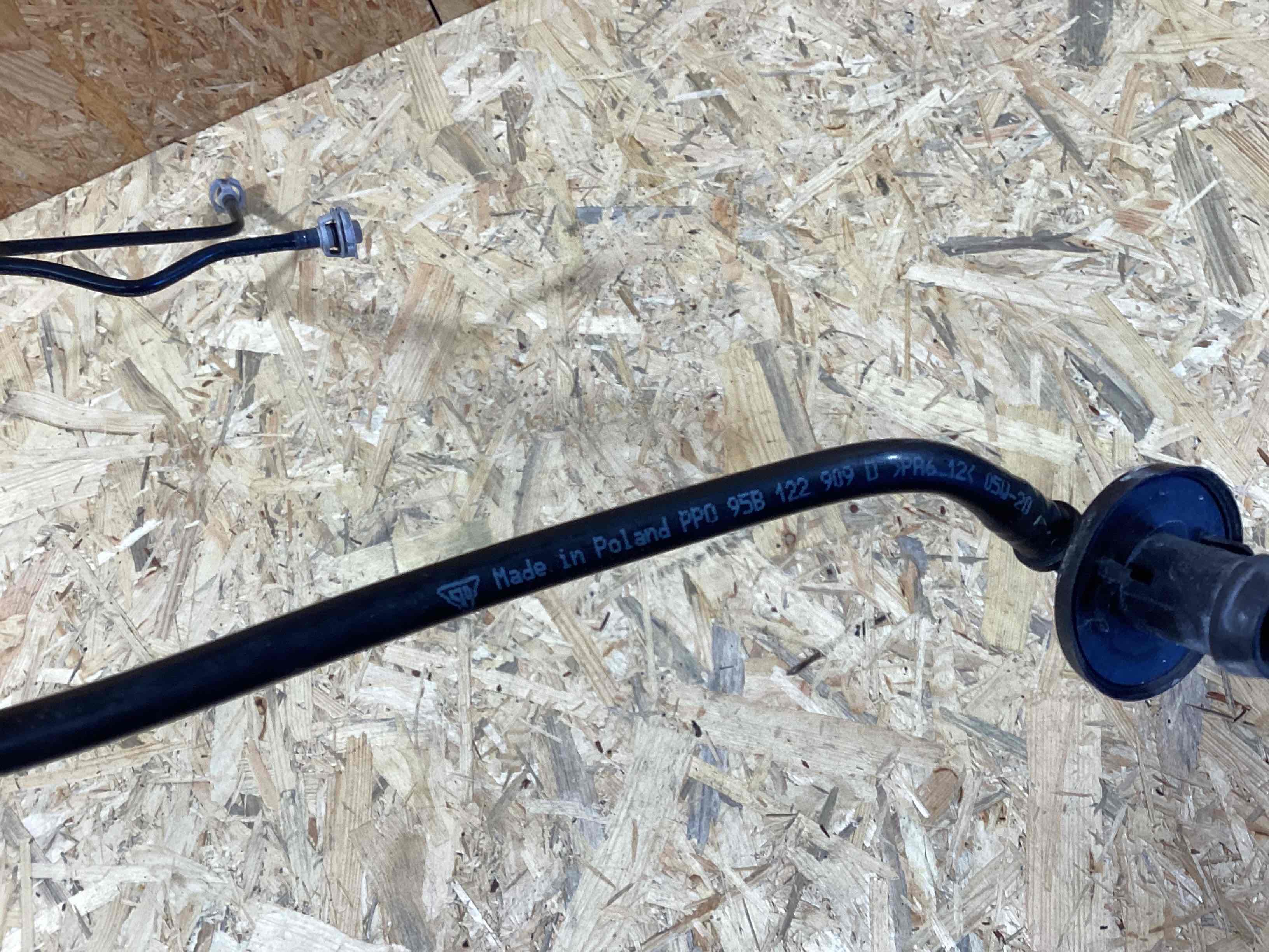 Патрубок Porsche Macan 020426-112