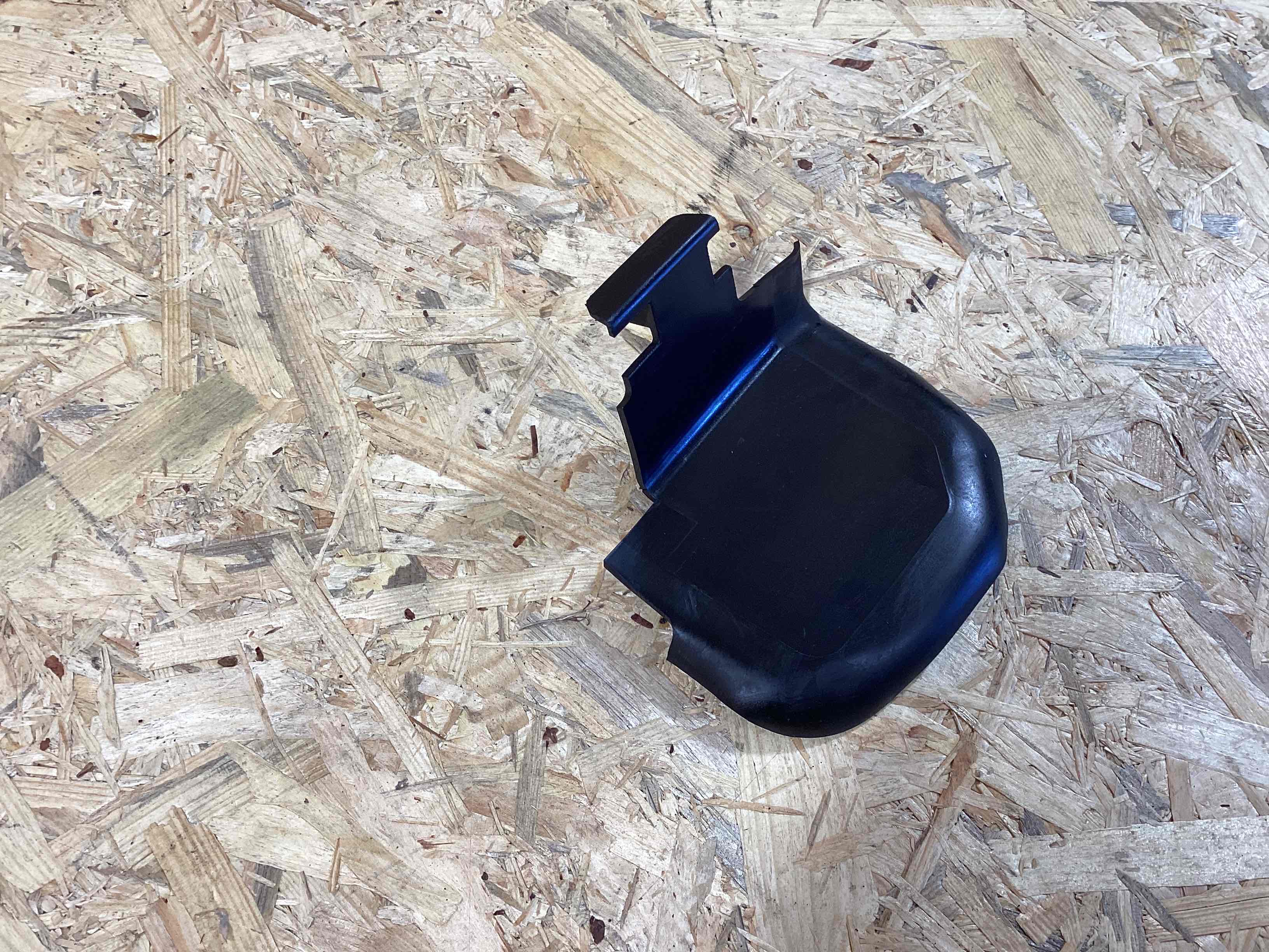 Крепление, кронштейн Land Rover Discovery Sport L550 020426-114