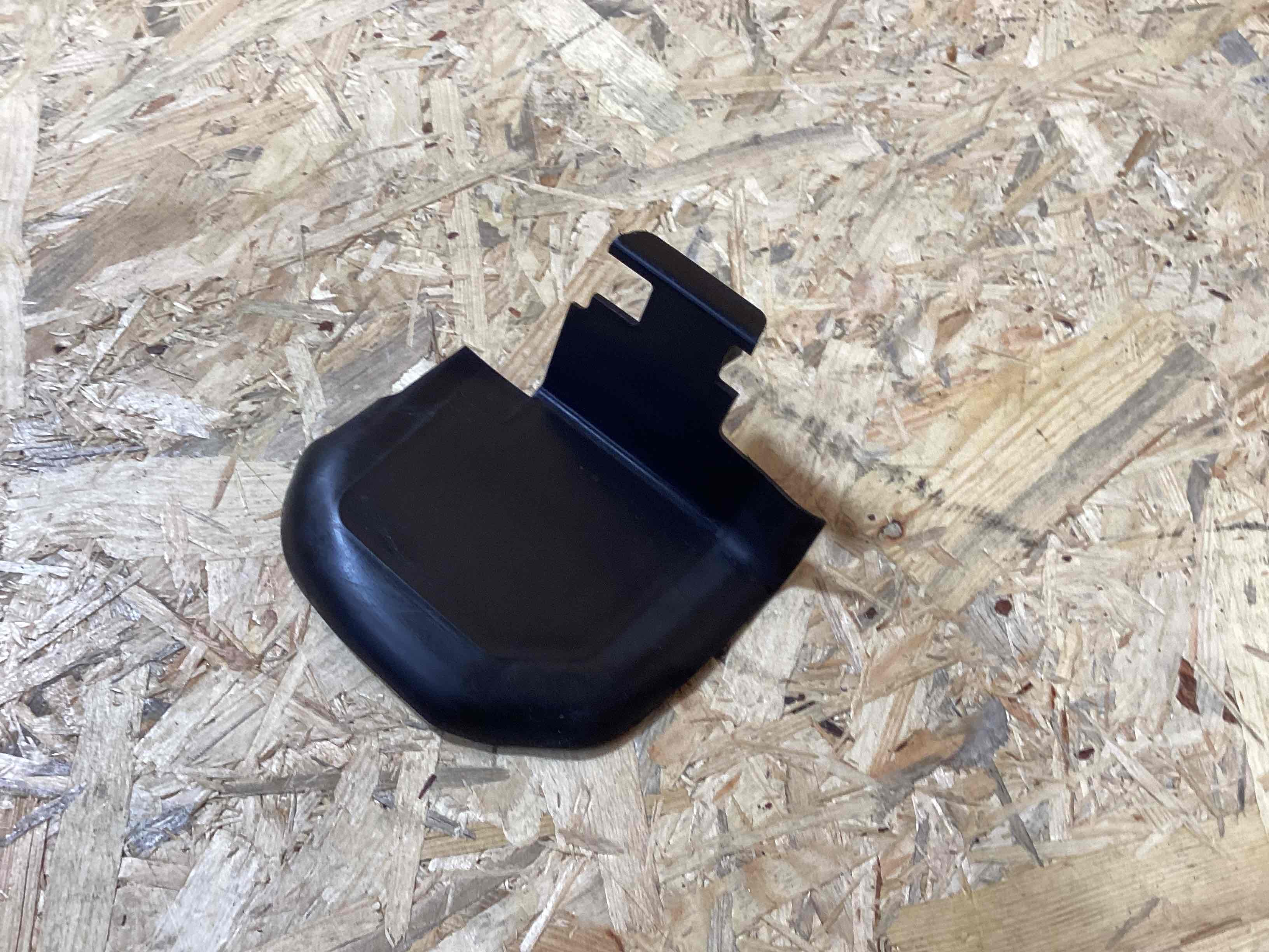 Крепление, кронштейн Land Rover Discovery Sport L550 020426-114