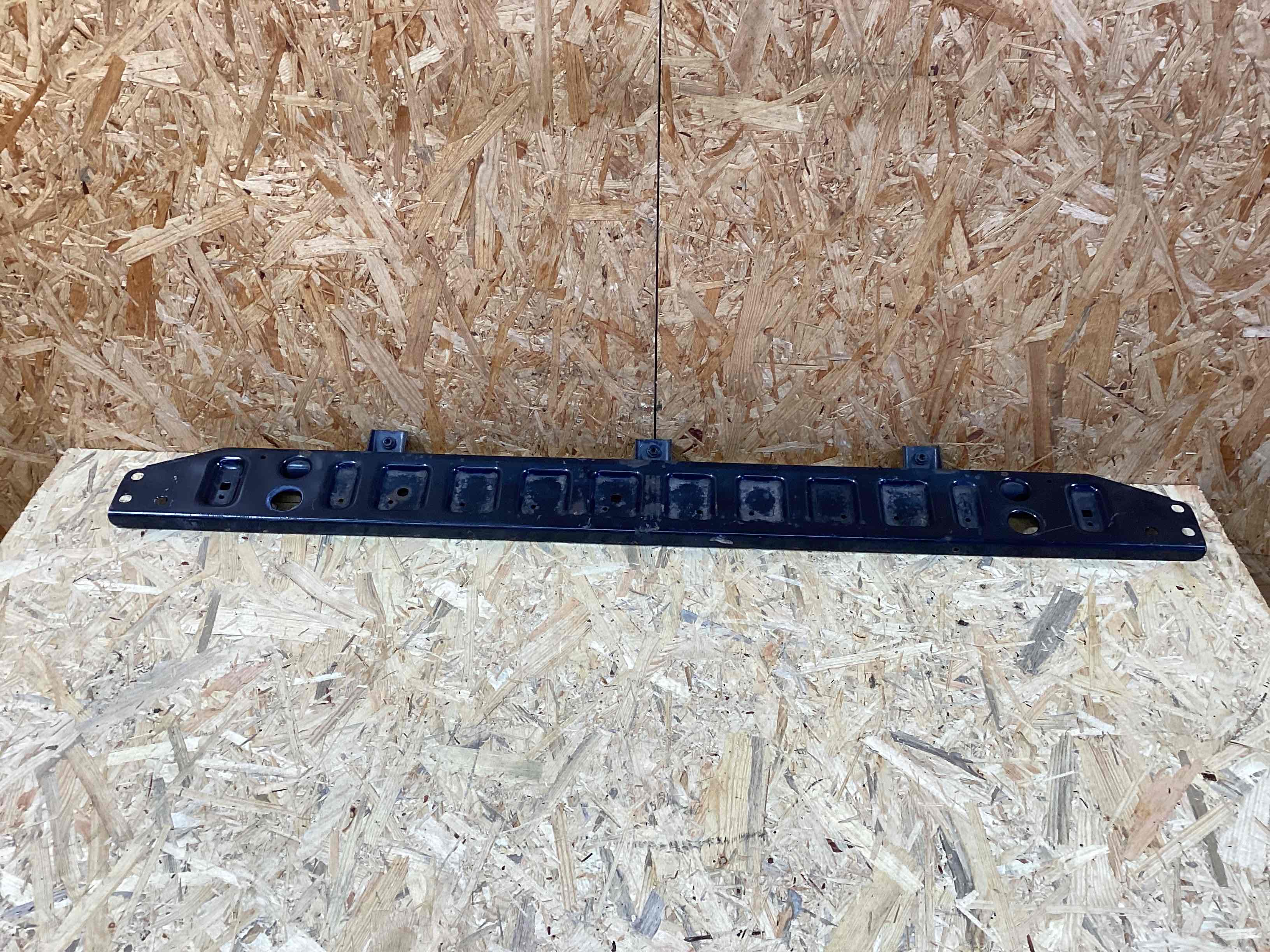 Передняя панель крепления облицовки (телевизор) Land Rover Discovery Sport L550 020426-118