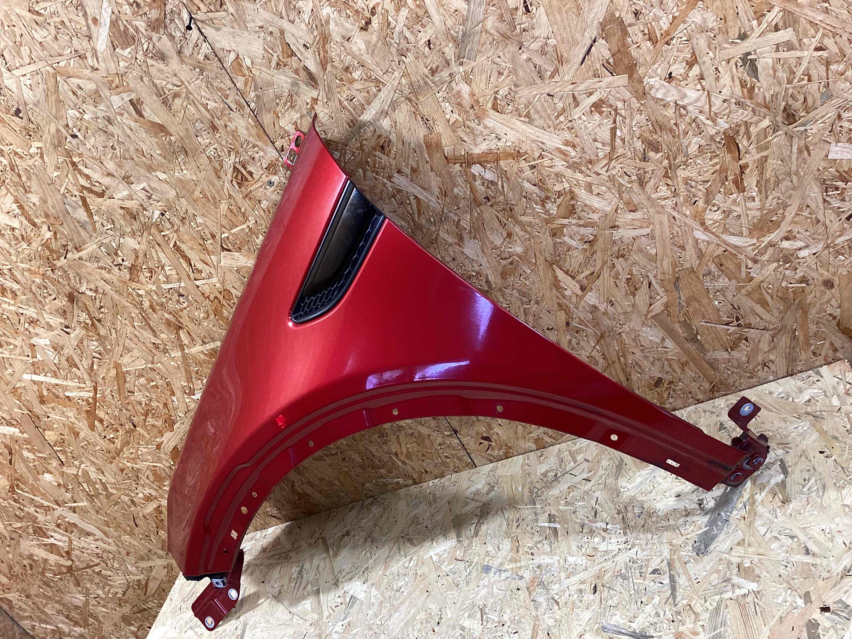 Крыло переднее левое Land Rover Discovery Sport L550 020426-120