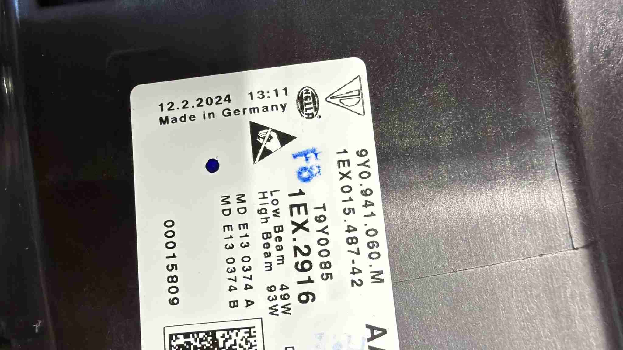 Фара правая Porsche Cayenne 020426-153