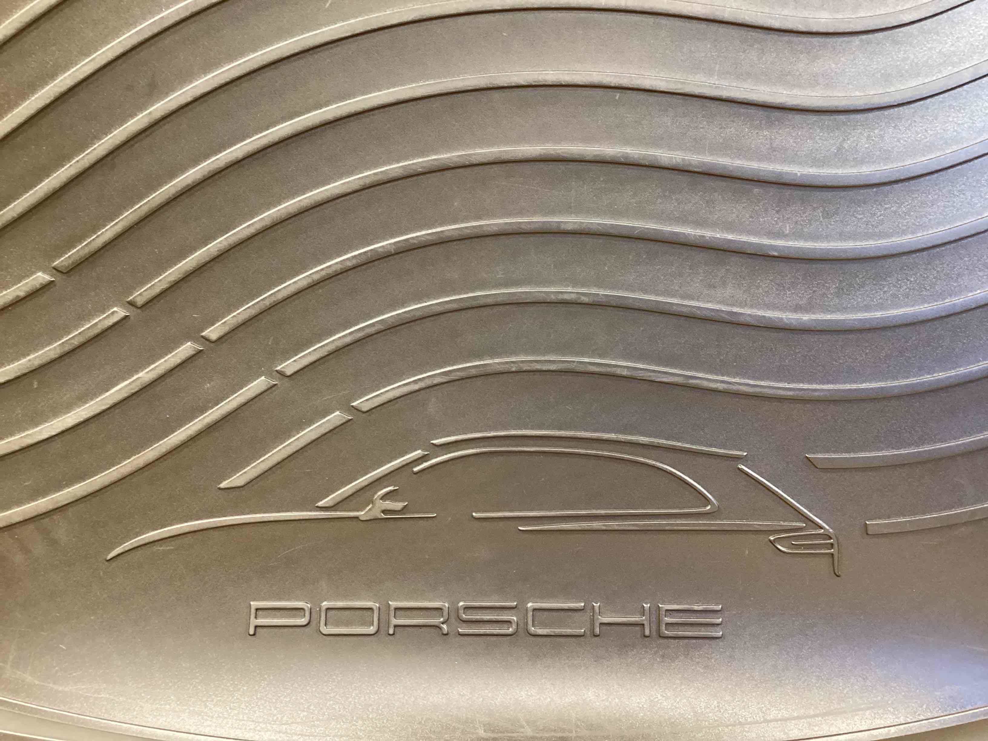 Коврики и пол салона, комплекты Porsche Macan 020726-103