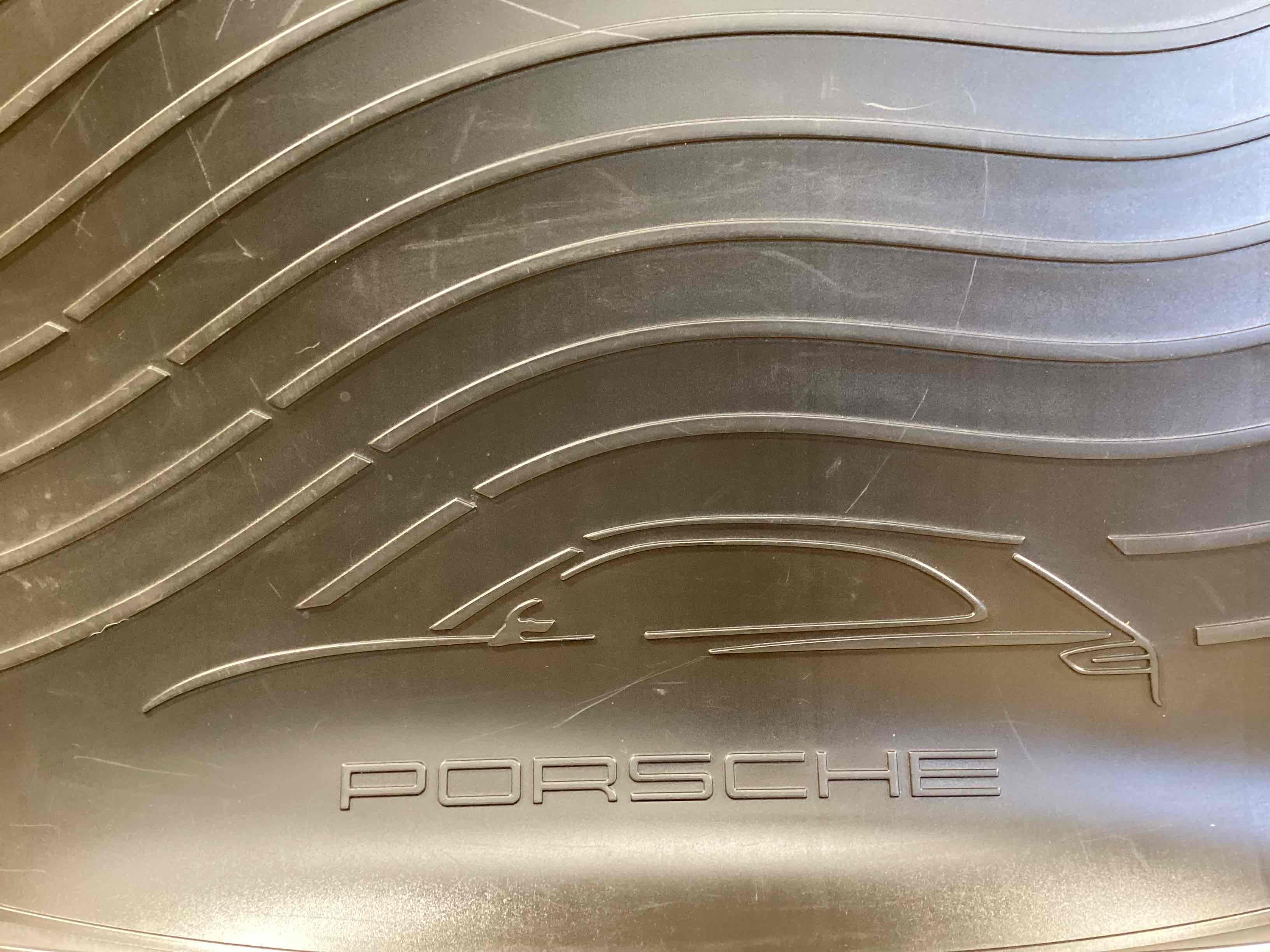 Коврики и пол салона, комплекты Porsche Macan 020726-104