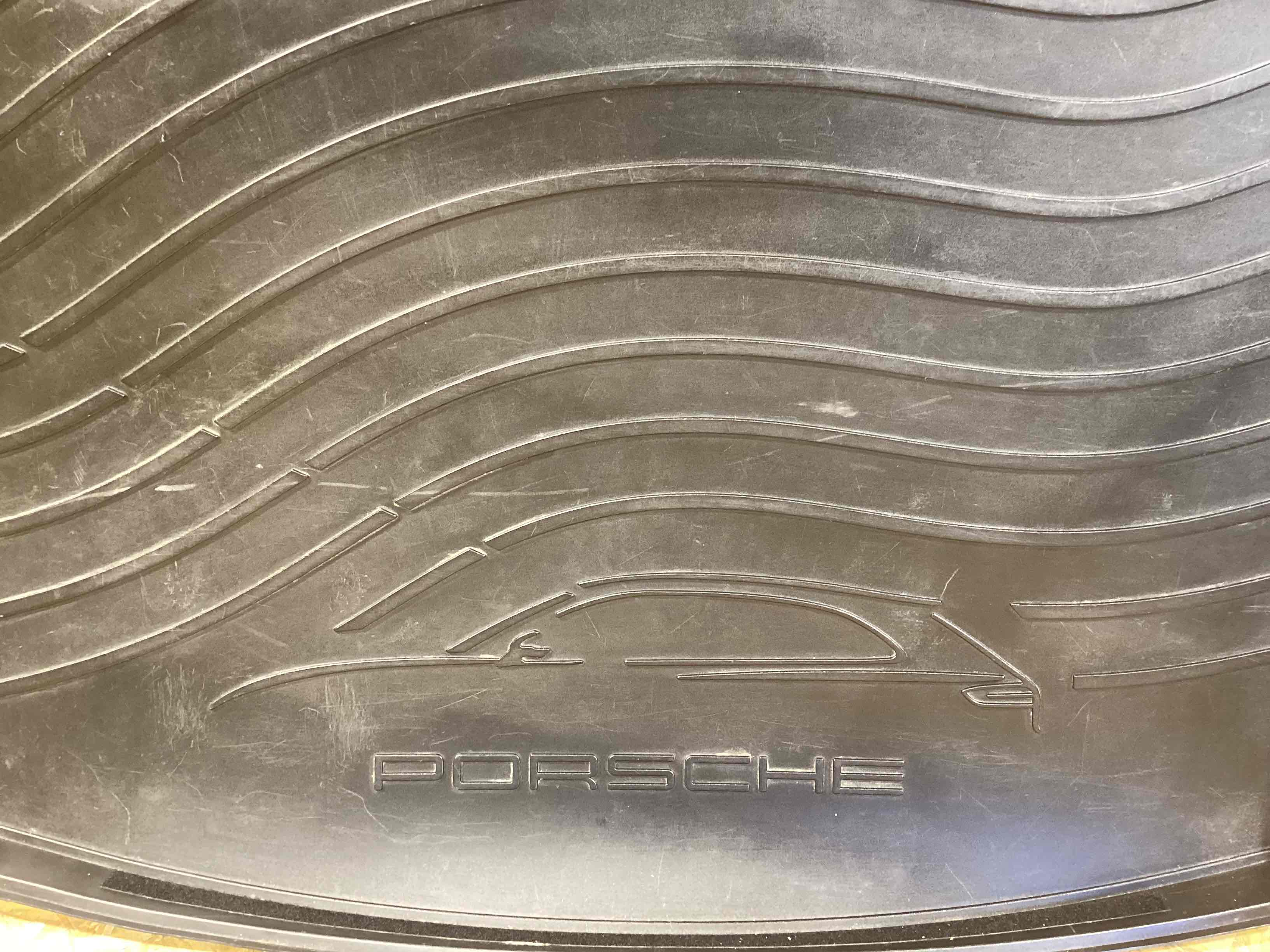 Коврики и пол салона, комплекты Porsche Macan 020726-112