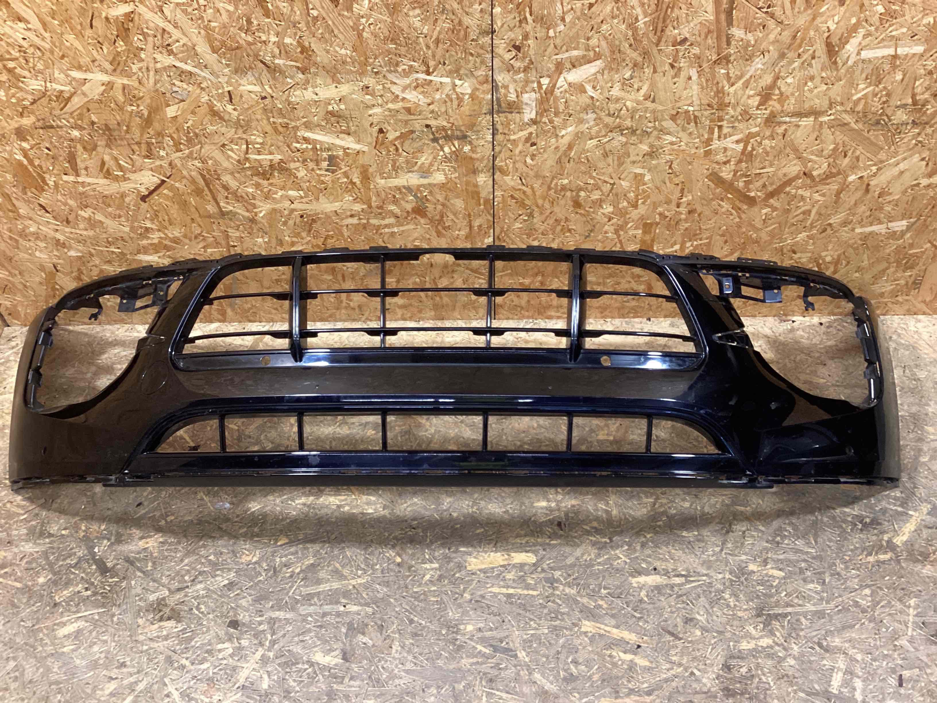 Решетка радиатора Porsche Macan 020925-101